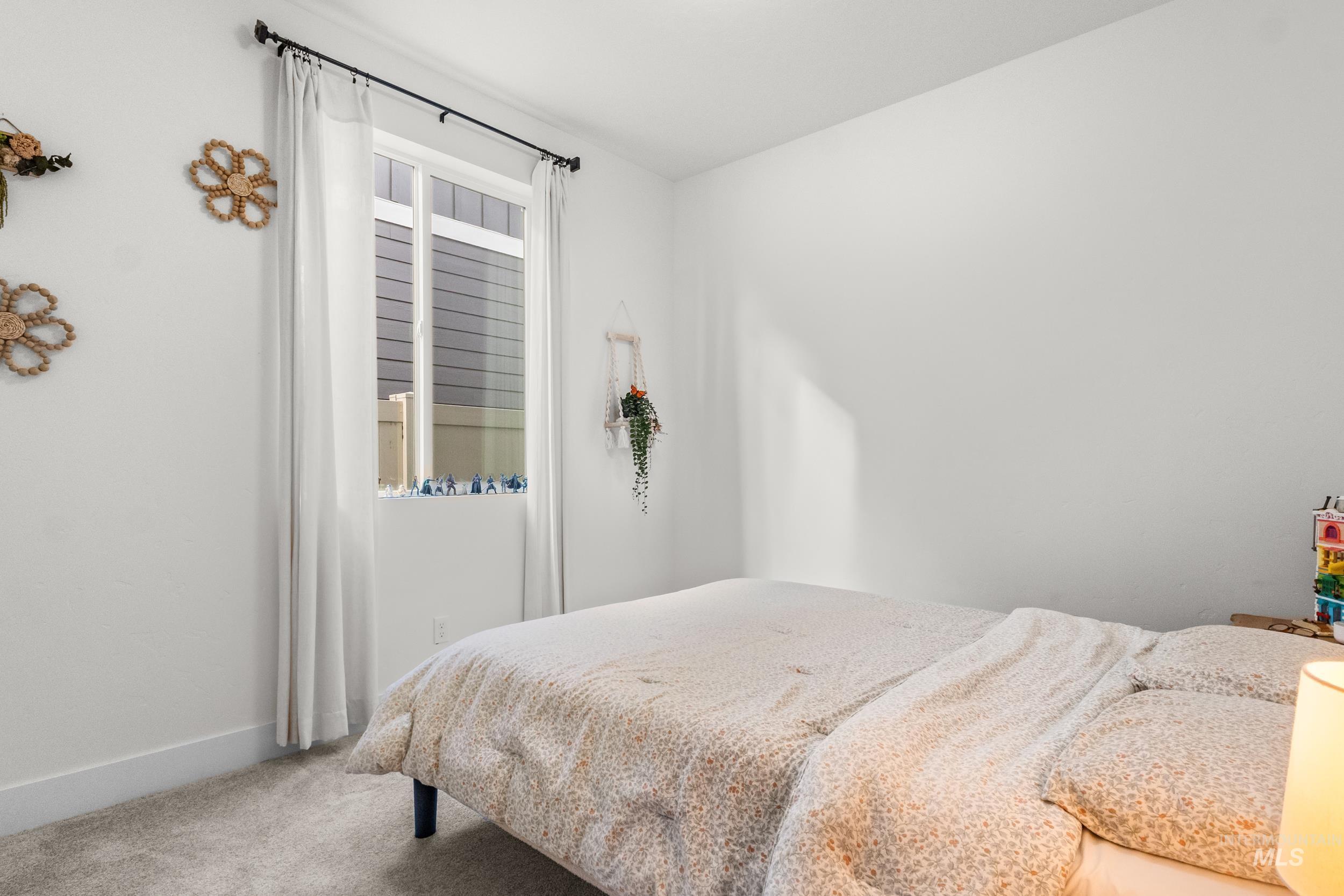 9058 W Virginia City Drive, Star, Idaho 83669, 3 Bedrooms, 2 Bathrooms, Residential For Sale, Price $490,000,MLS 98974390