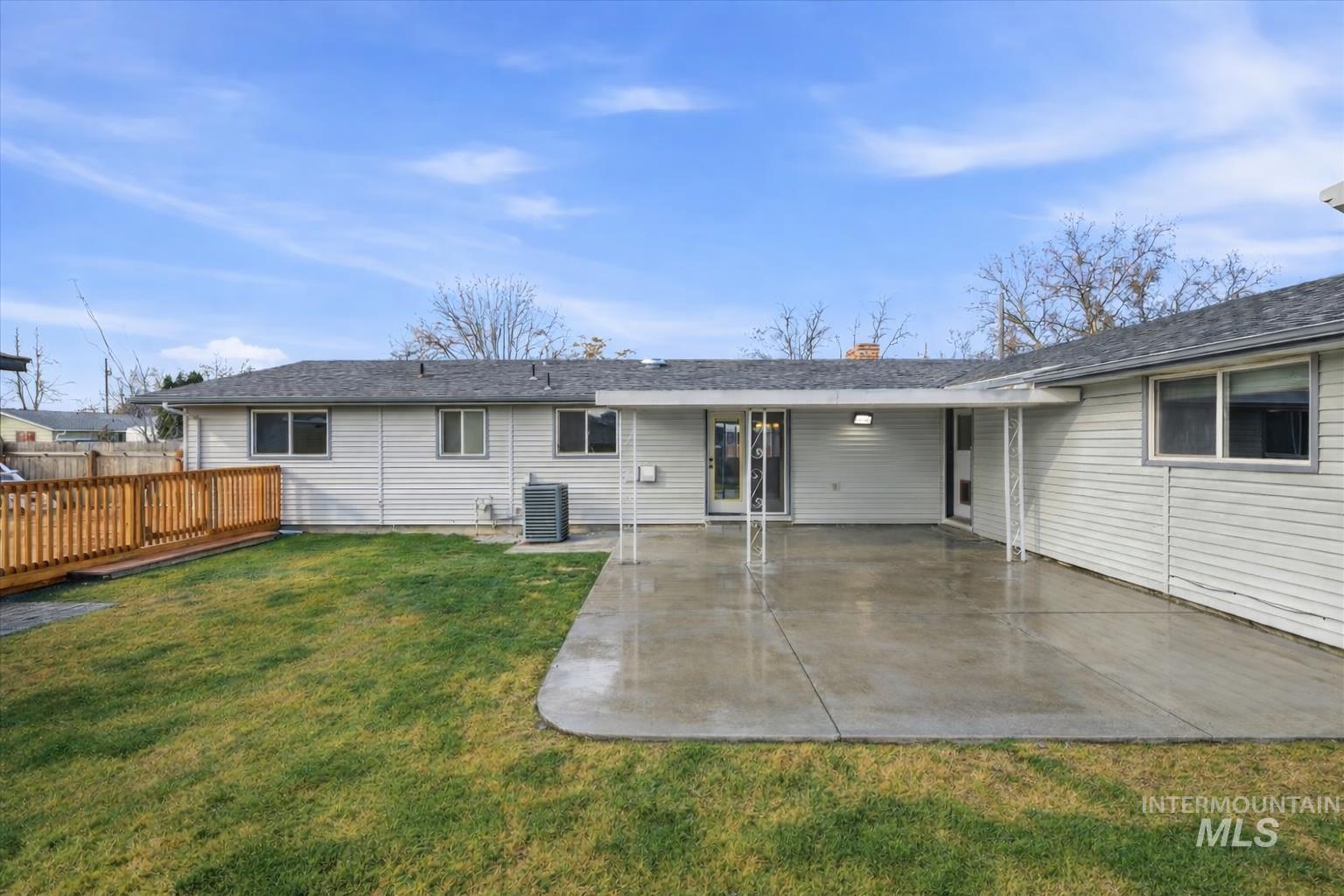 1204 Teton Ave, Caldwell, Idaho 83605, 3 Bedrooms, 2 Bathrooms, Residential For Sale, Price $438,000,MLS 98974392