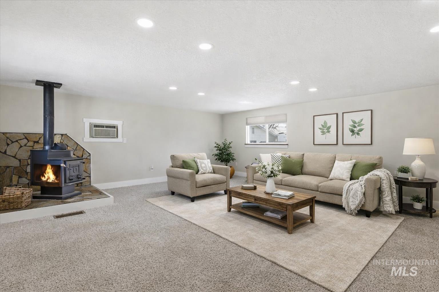 1204 Teton Ave, Caldwell, Idaho 83605, 3 Bedrooms, 2 Bathrooms, Residential For Sale, Price $438,000,MLS 98974392