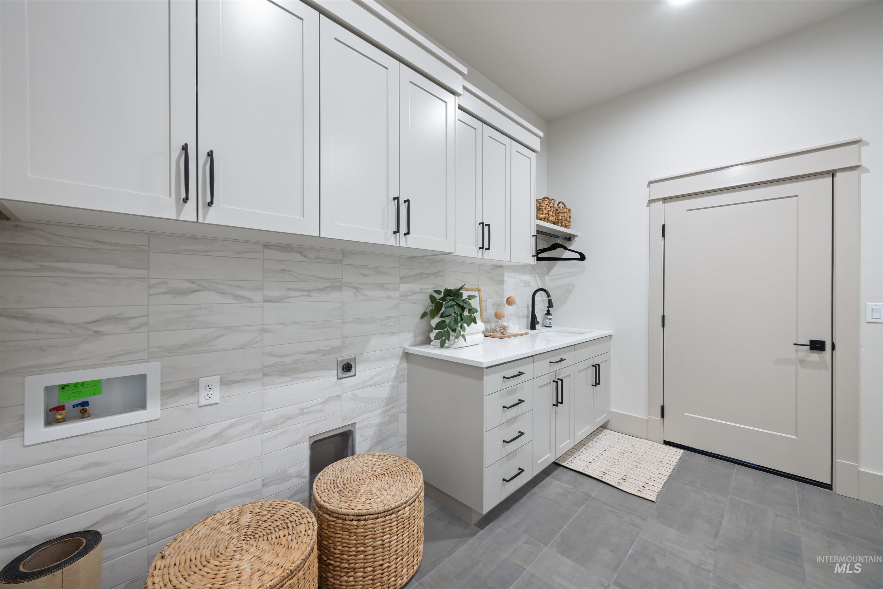 10685 N Badger Canyon Pl., Boise, Idaho 83714, 4 Bedrooms, 3.5 Bathrooms, Residential For Sale, Price $1,599,777, 98974393