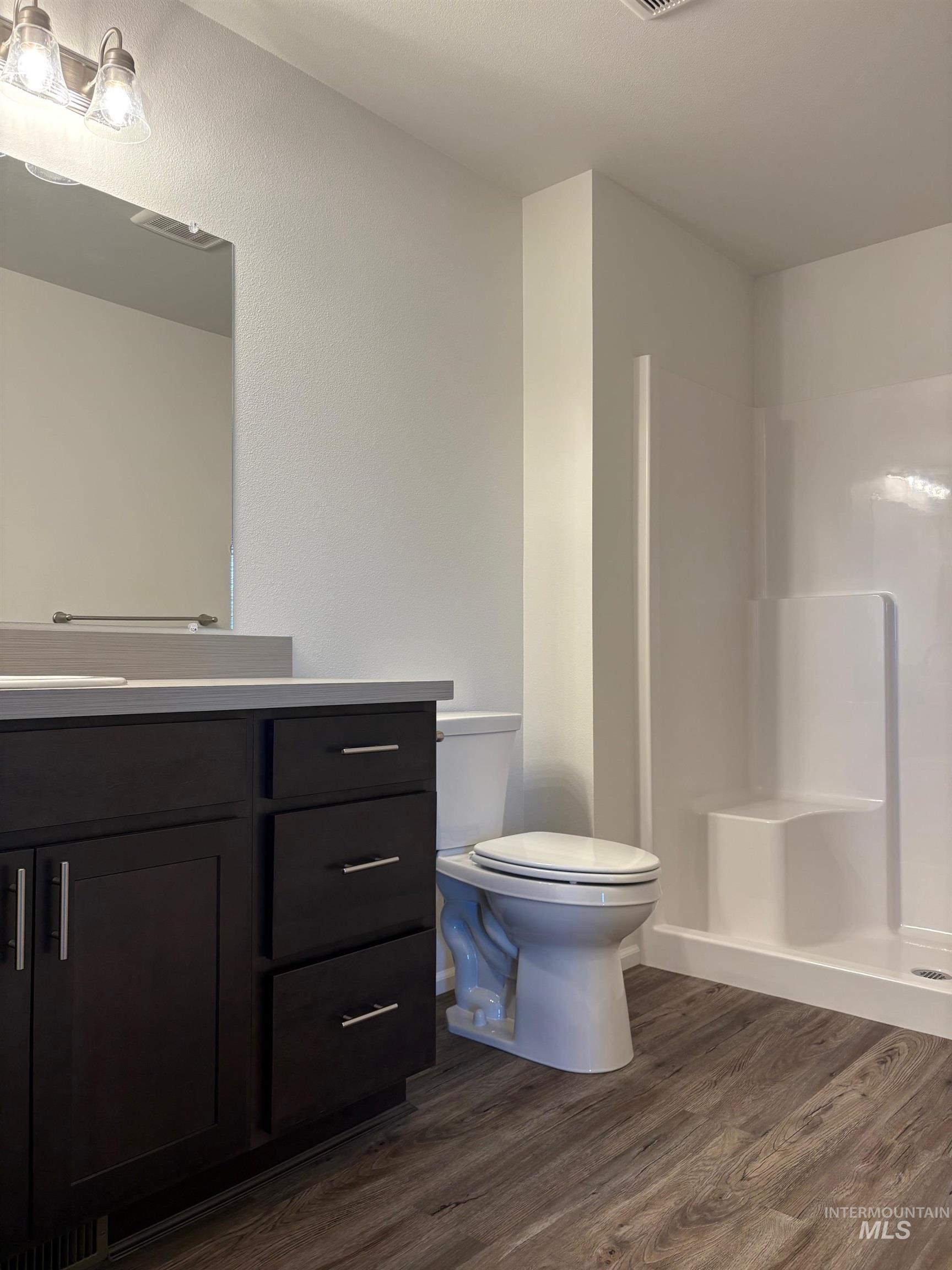 3413 Glacier Drive, Lewiston, Idaho 83501, 3 Bedrooms, 2 Bathrooms, Residential For Sale, Price $369,900,MLS 98974396