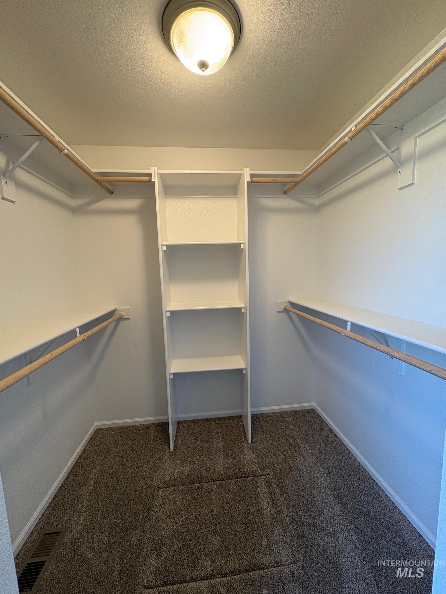 3413 Glacier Drive, Lewiston, Idaho 83501, 3 Bedrooms, 2 Bathrooms, Residential For Sale, Price $369,900,MLS 98974396