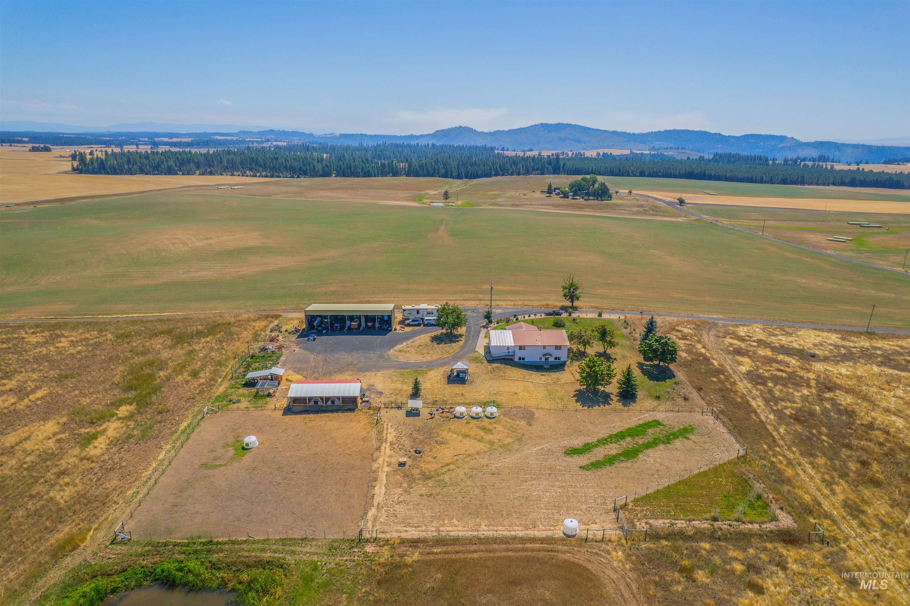 123 Glory Ln, Orofino, Idaho 83544, 3 Bedrooms, 3 Bathrooms, Residential For Sale, Price $549,000,MLS 98974398