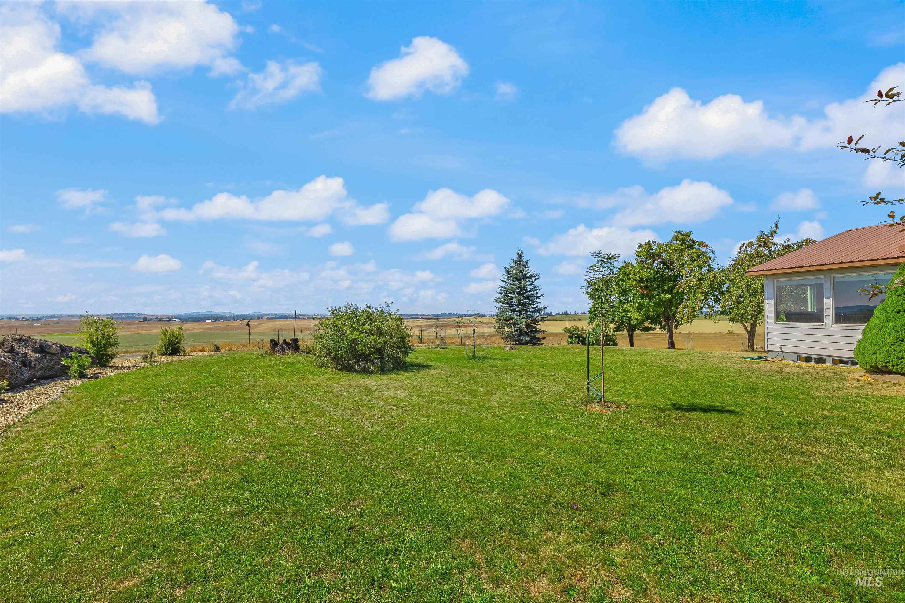 123 Glory Ln, Orofino, Idaho 83544, 3 Bedrooms, 3 Bathrooms, Residential For Sale, Price $549,000,MLS 98974398