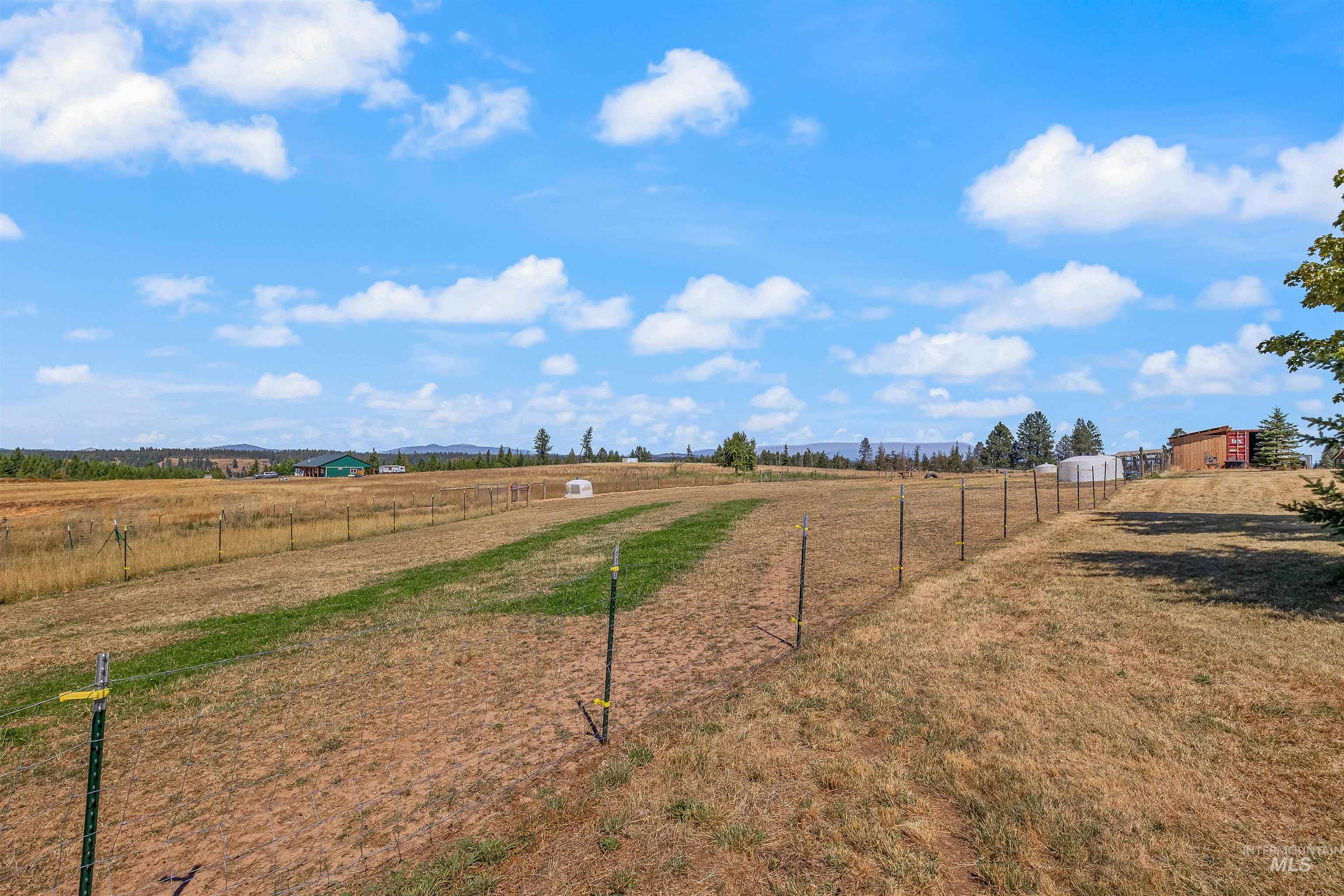 123 Glory Ln, Orofino, Idaho 83544, 3 Bedrooms, 3 Bathrooms, Residential For Sale, Price $549,000,MLS 98974398