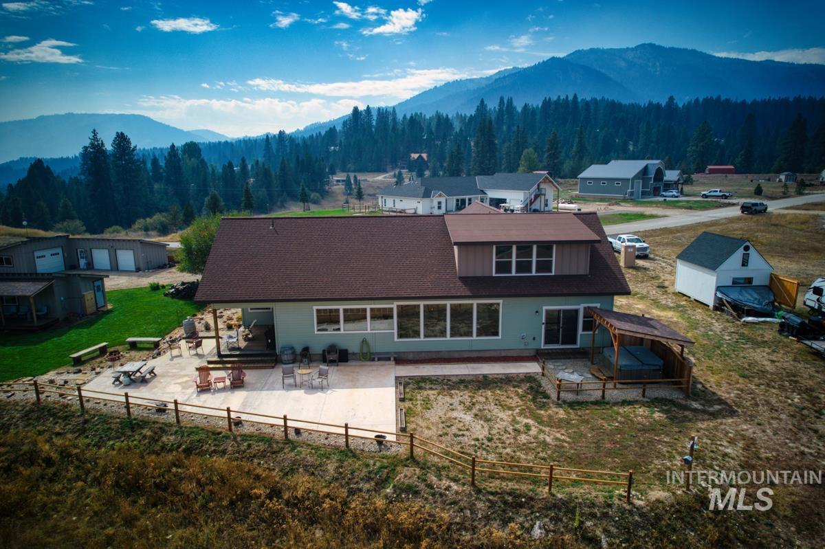 12 Open Road, Garden Valley, Idaho 83622, 2 Bedrooms, 2 Bathrooms, Residential For Sale, Price $839,000,MLS 98974399