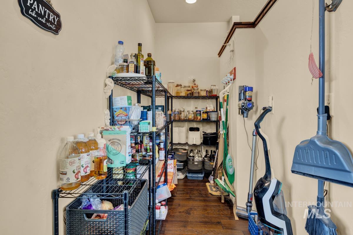 12 Open Road, Garden Valley, Idaho 83622, 2 Bedrooms, 2 Bathrooms, Residential For Sale, Price $839,000,MLS 98974399