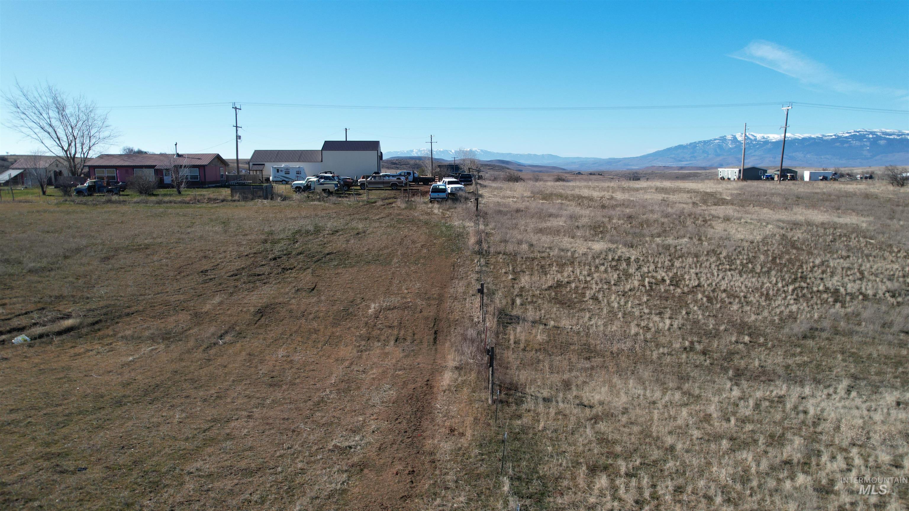 1086 Highland, Mesa, Idaho 83643, 3 Bedrooms, 2 Bathrooms, Residential For Sale, Price $525,000,MLS 98974401