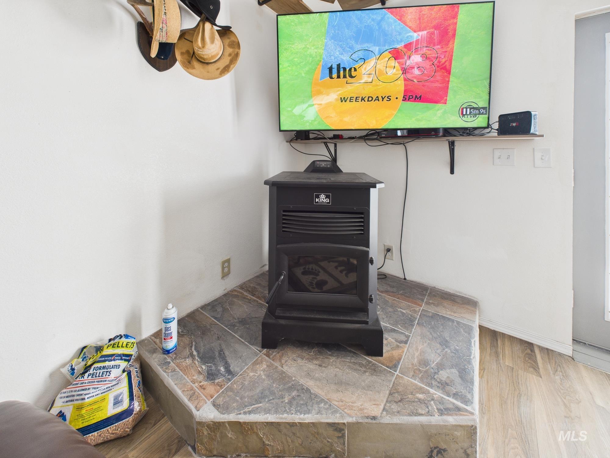 1086 Highland, Mesa, Idaho 83643, 3 Bedrooms, 2 Bathrooms, Residential For Sale, Price $525,000,MLS 98974401