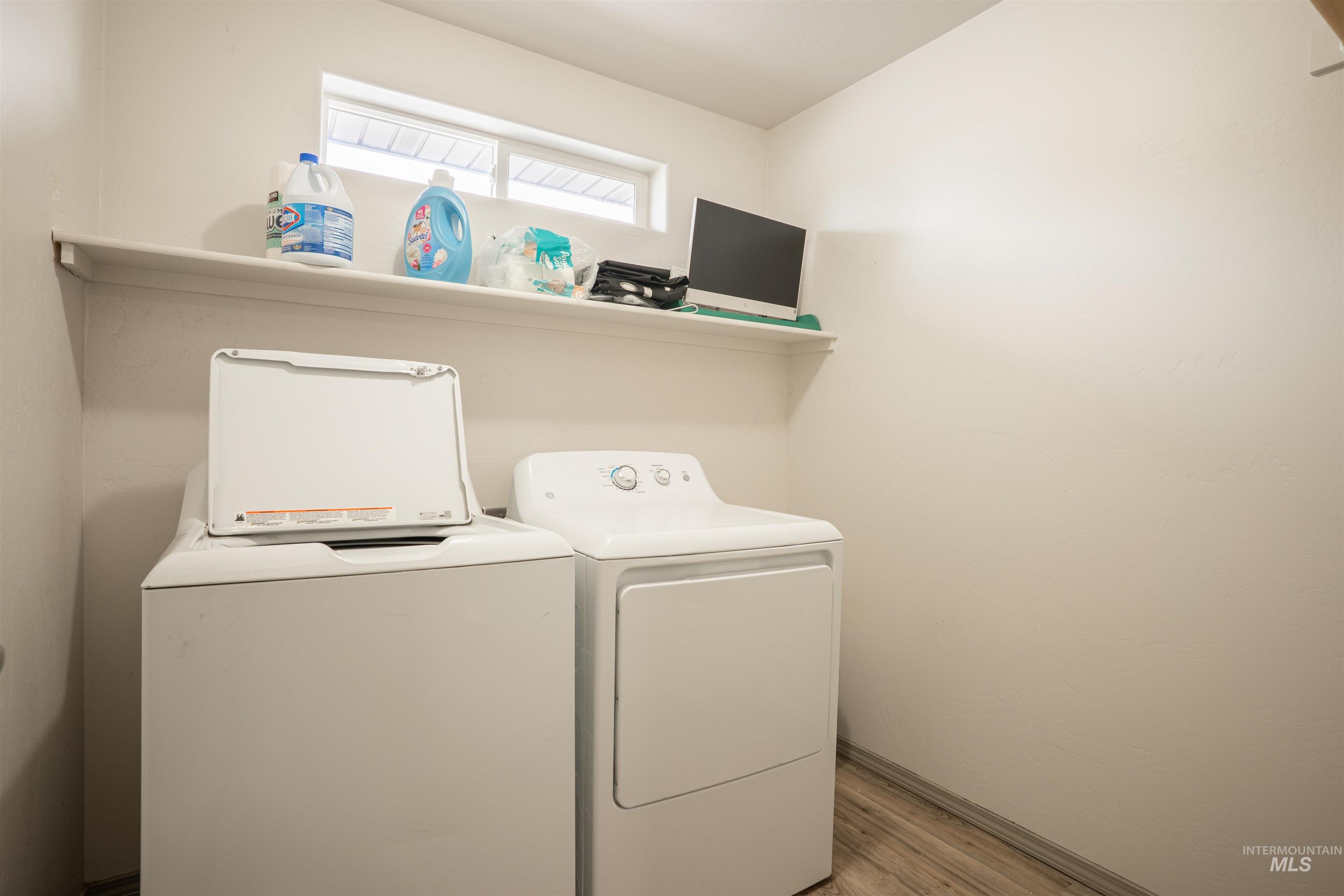 808 E Ave J, Jerome, Idaho 83338, 3 Bedrooms, 2 Bathrooms, Residential For Sale, Price $430,000,MLS 98974402