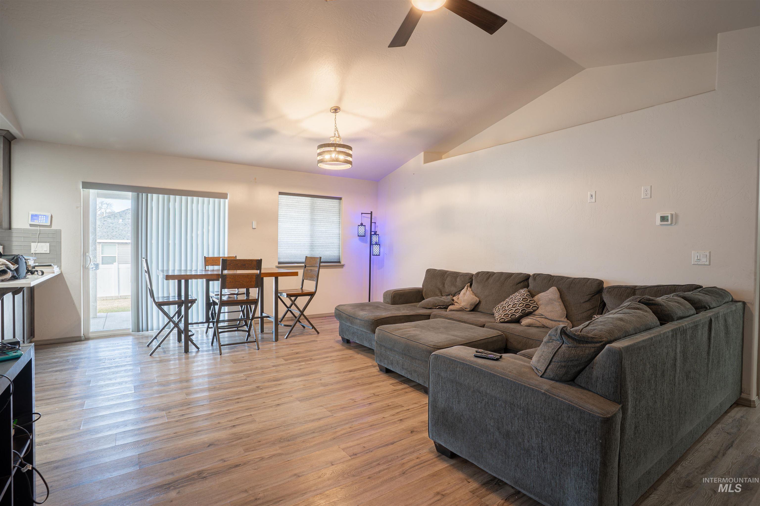 808 E Ave J, Jerome, Idaho 83338, 3 Bedrooms, 2 Bathrooms, Residential For Sale, Price $430,000,MLS 98974402