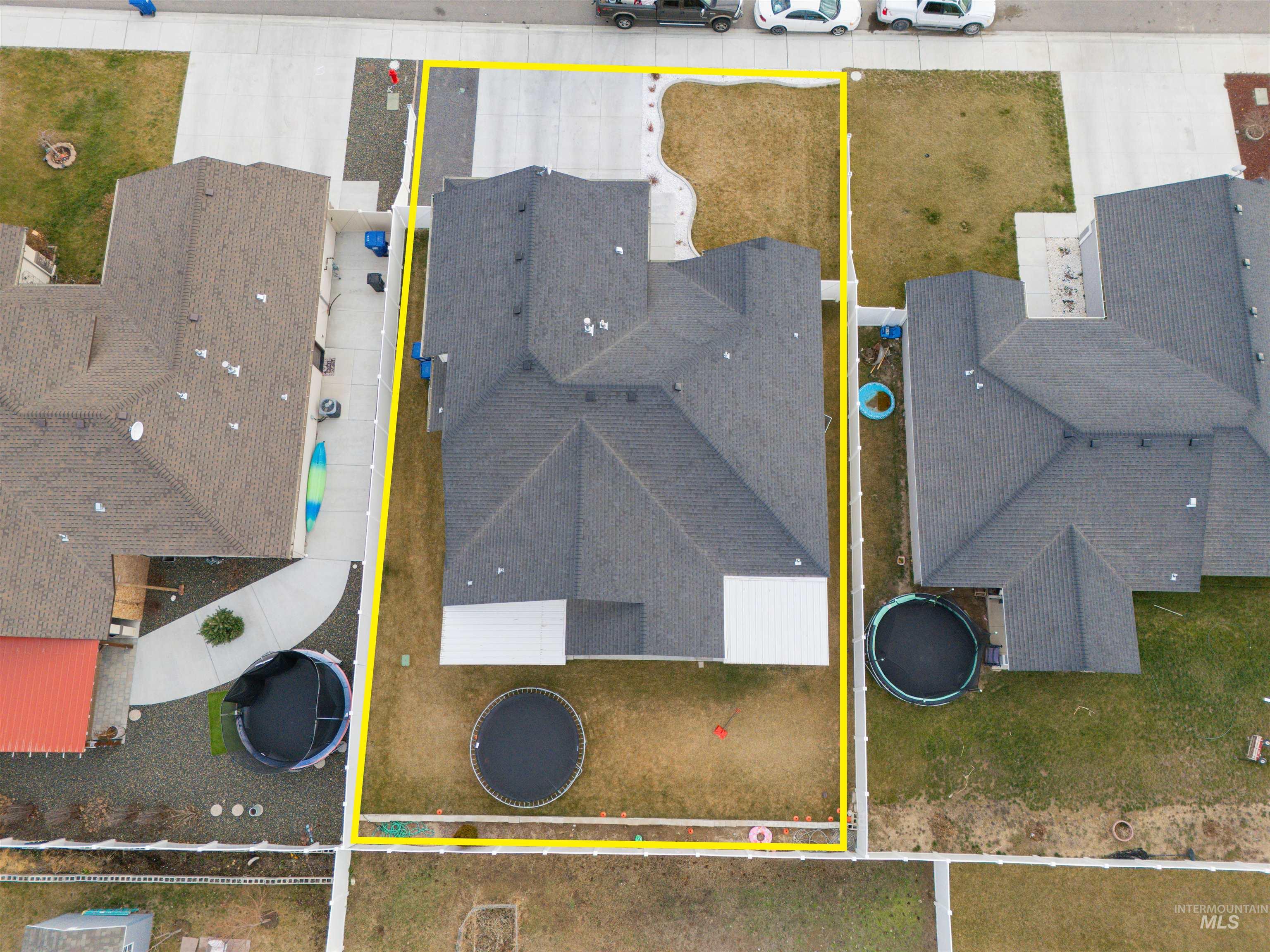 808 E Ave J, Jerome, Idaho 83338, 3 Bedrooms, 2 Bathrooms, Residential For Sale, Price $430,000,MLS 98974402