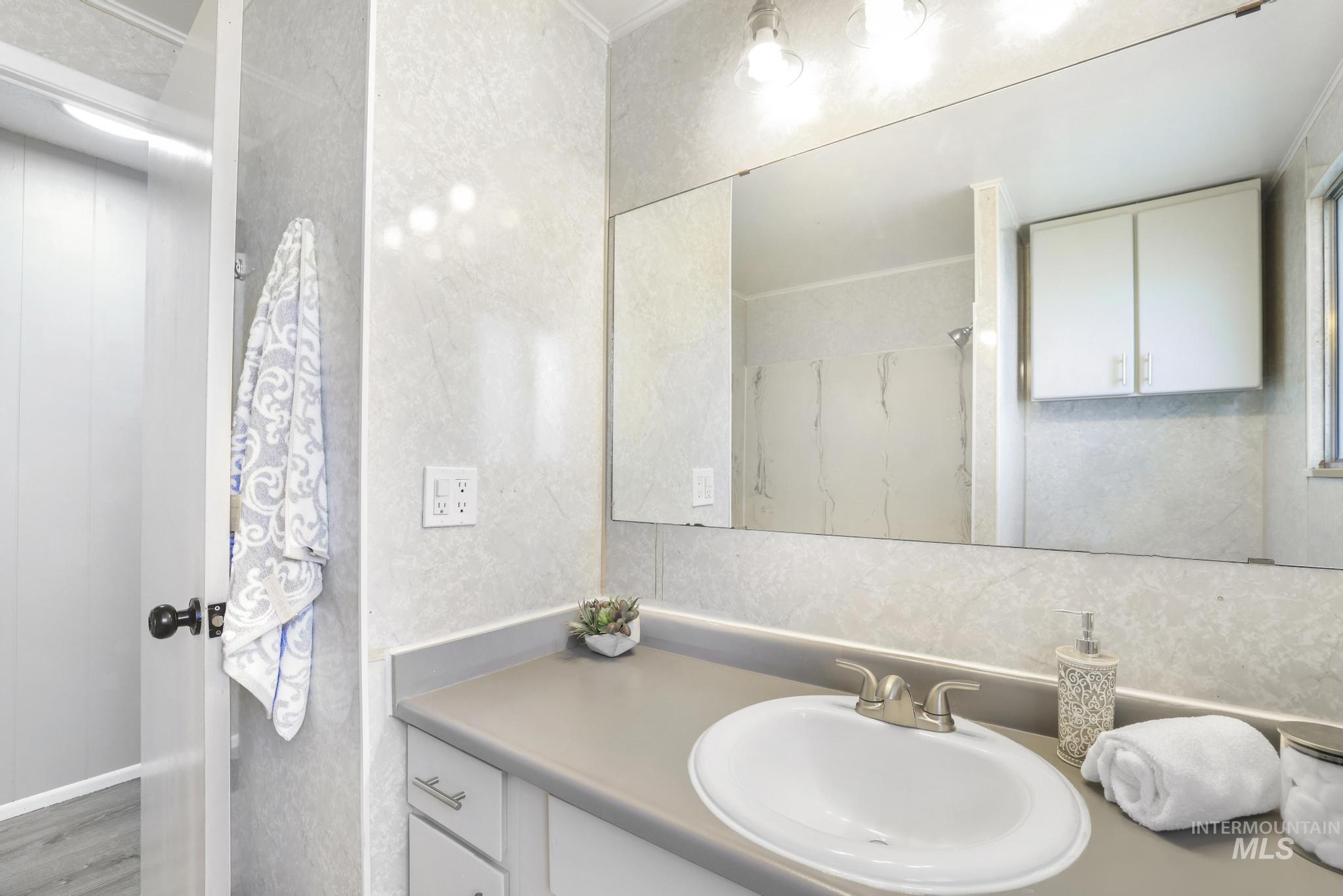 1840 V St, Heyburn, Idaho 83336, 3 Bedrooms, 1 Bathroom, Residential For Sale, Price $265,000,MLS 98974404