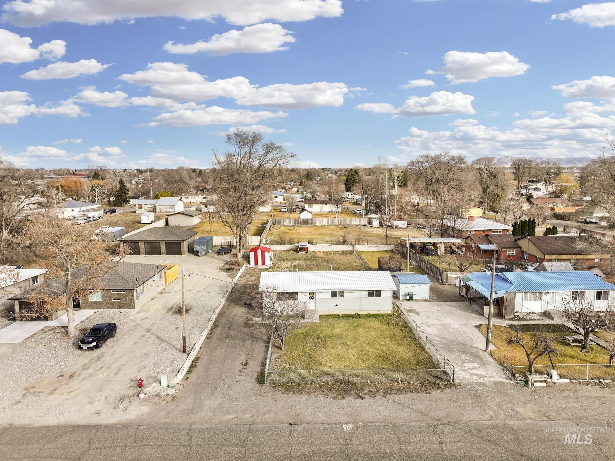 1840 V St, Heyburn, Idaho 83336, 3 Bedrooms, 1 Bathroom, Residential For Sale, Price $265,000,MLS 98974404