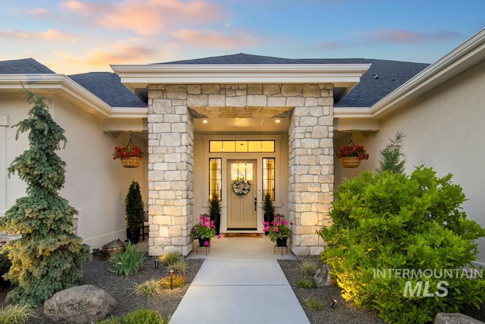 4936 W Tia Inez St, Eagle, Idaho 83616, 4 Bedrooms, 3.5 Bathrooms, Residential For Sale, Price $1,350,000,MLS 98974405