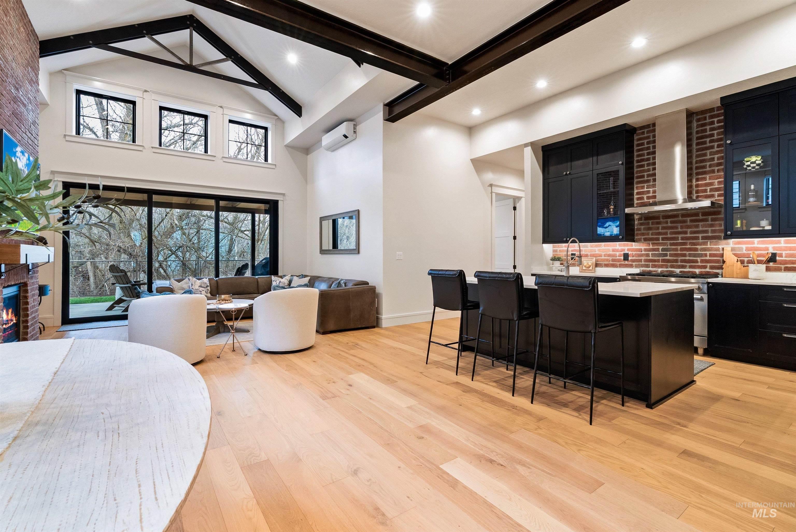 241 S Steel Farm Ave, Eagle, Idaho 83616-4561, 3 Bedrooms, 3 Bathrooms, Residential For Sale, Price $975,000,MLS 98974411