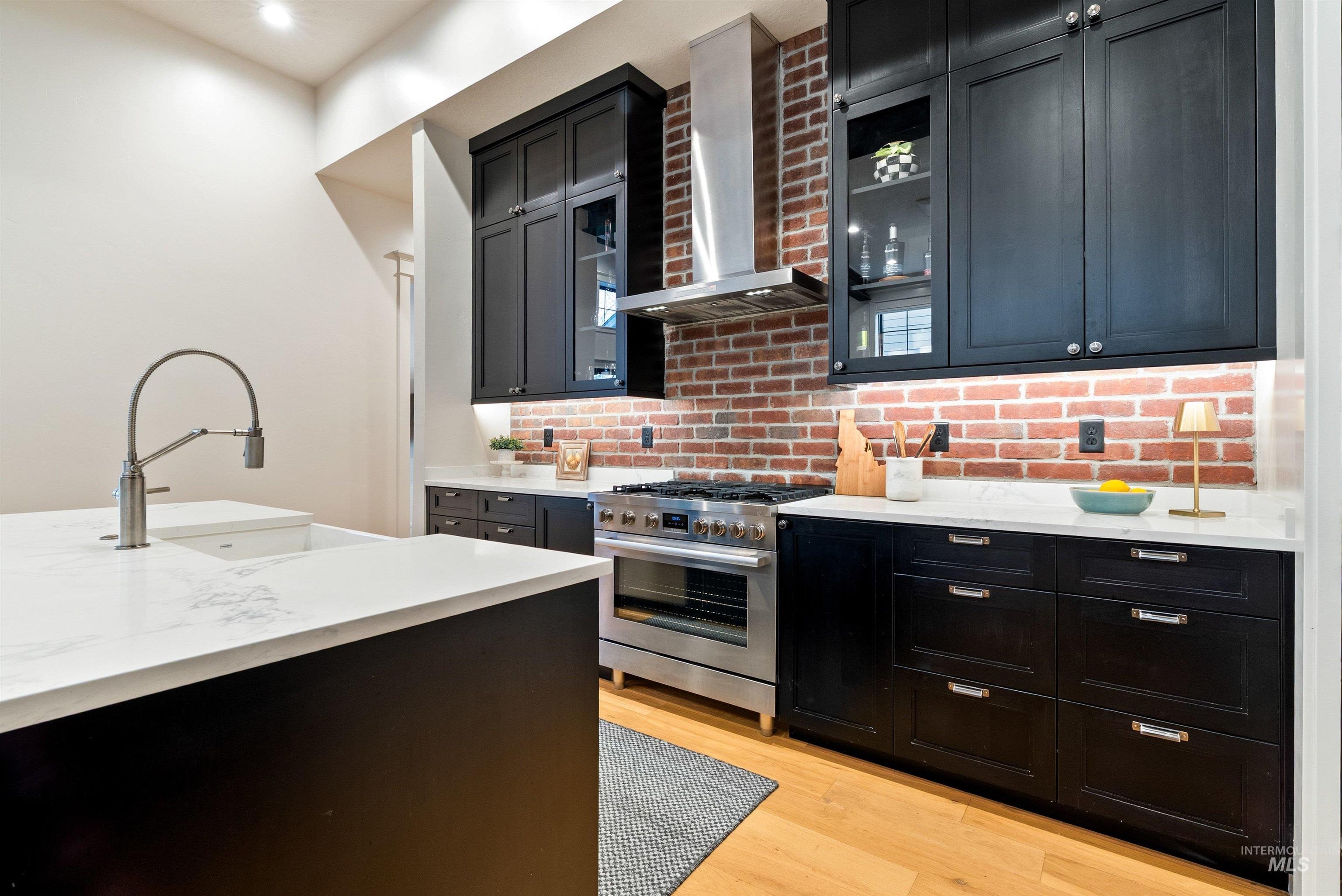 241 S Steel Farm Ave, Eagle, Idaho 83616-4561, 3 Bedrooms, 3 Bathrooms, Residential For Sale, Price $975,000,MLS 98974411