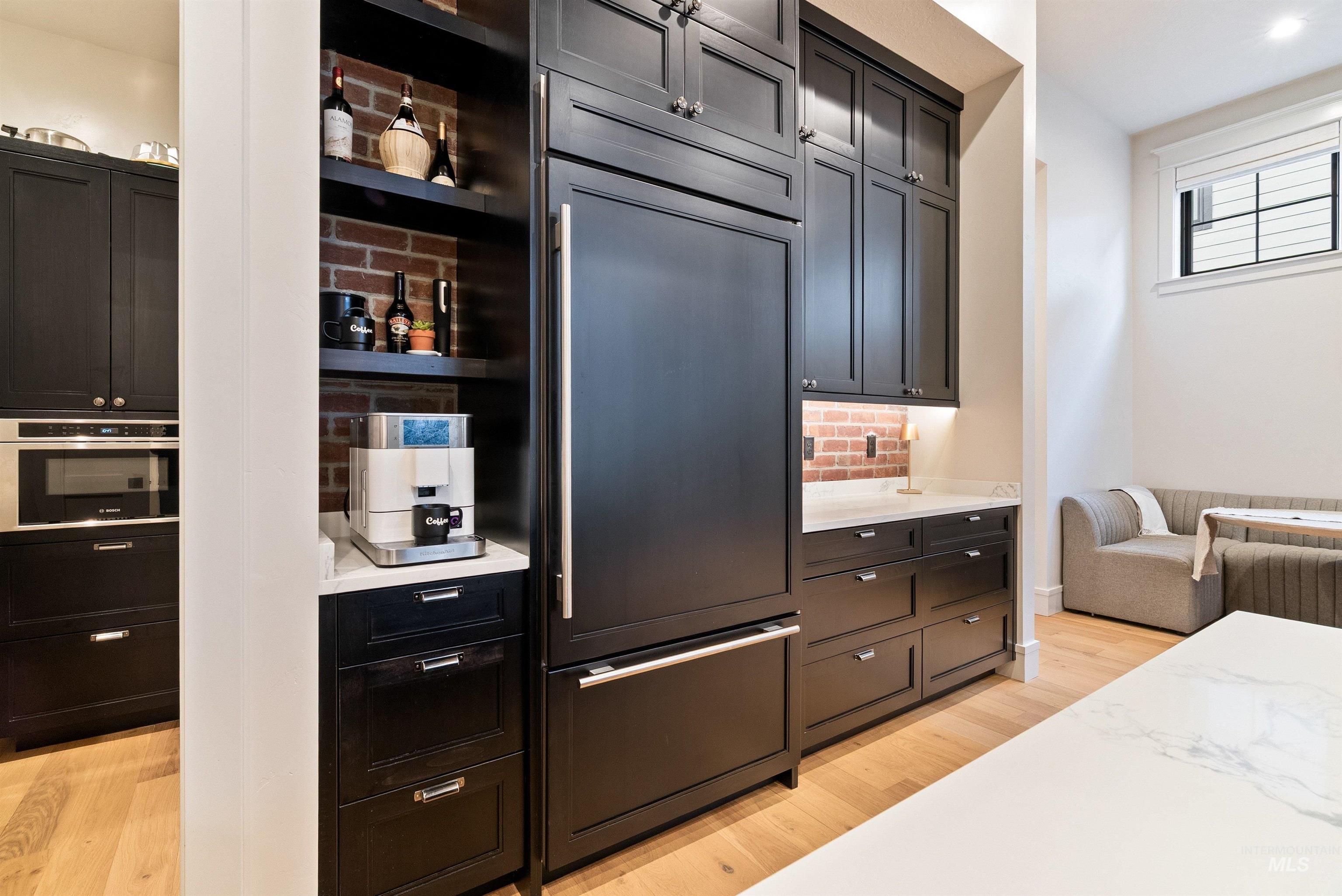 241 S Steel Farm Ave, Eagle, Idaho 83616-4561, 3 Bedrooms, 3 Bathrooms, Residential For Sale, Price $975,000,MLS 98974411