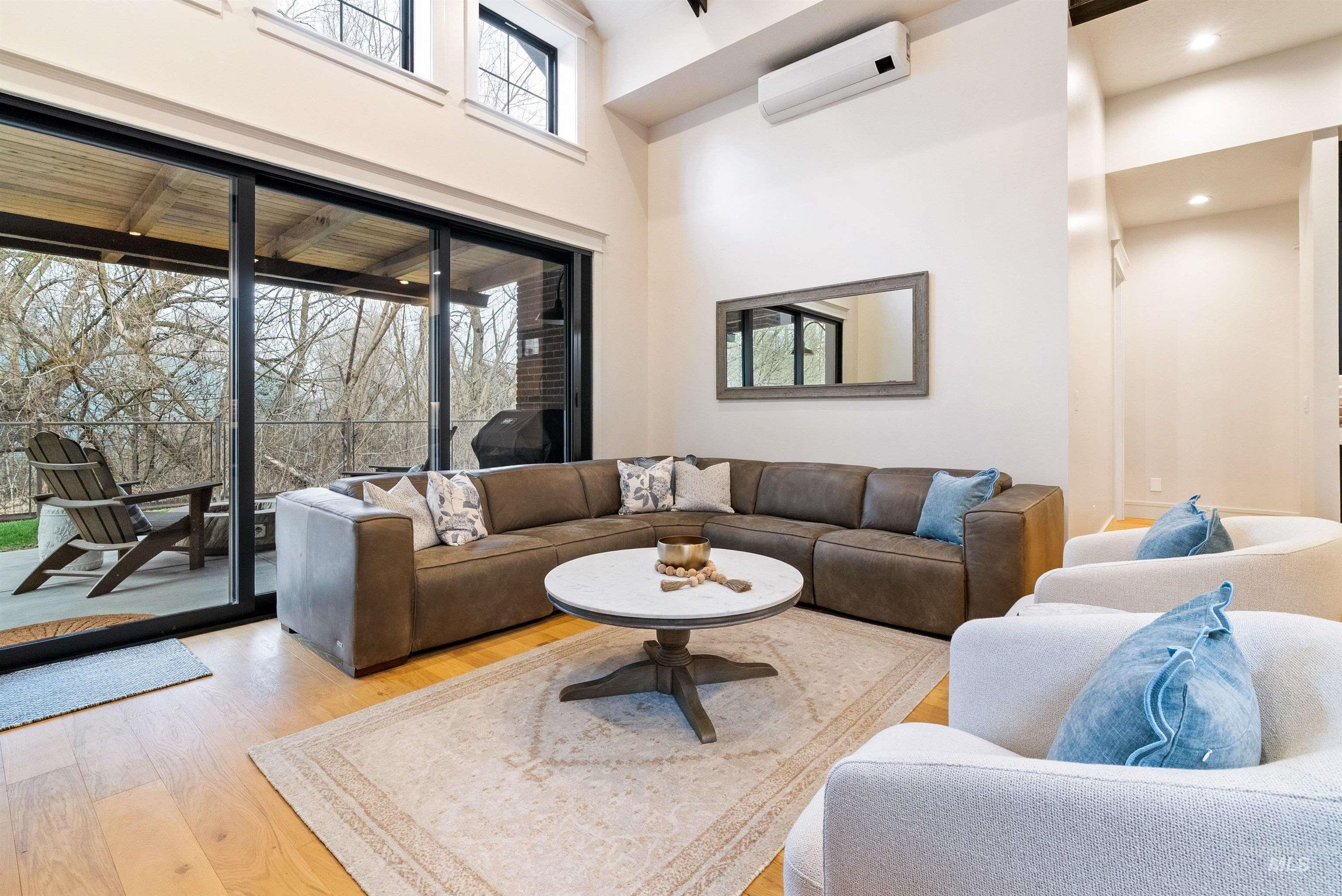 241 S Steel Farm Ave, Eagle, Idaho 83616-4561, 3 Bedrooms, 3 Bathrooms, Residential For Sale, Price $975,000,MLS 98974411