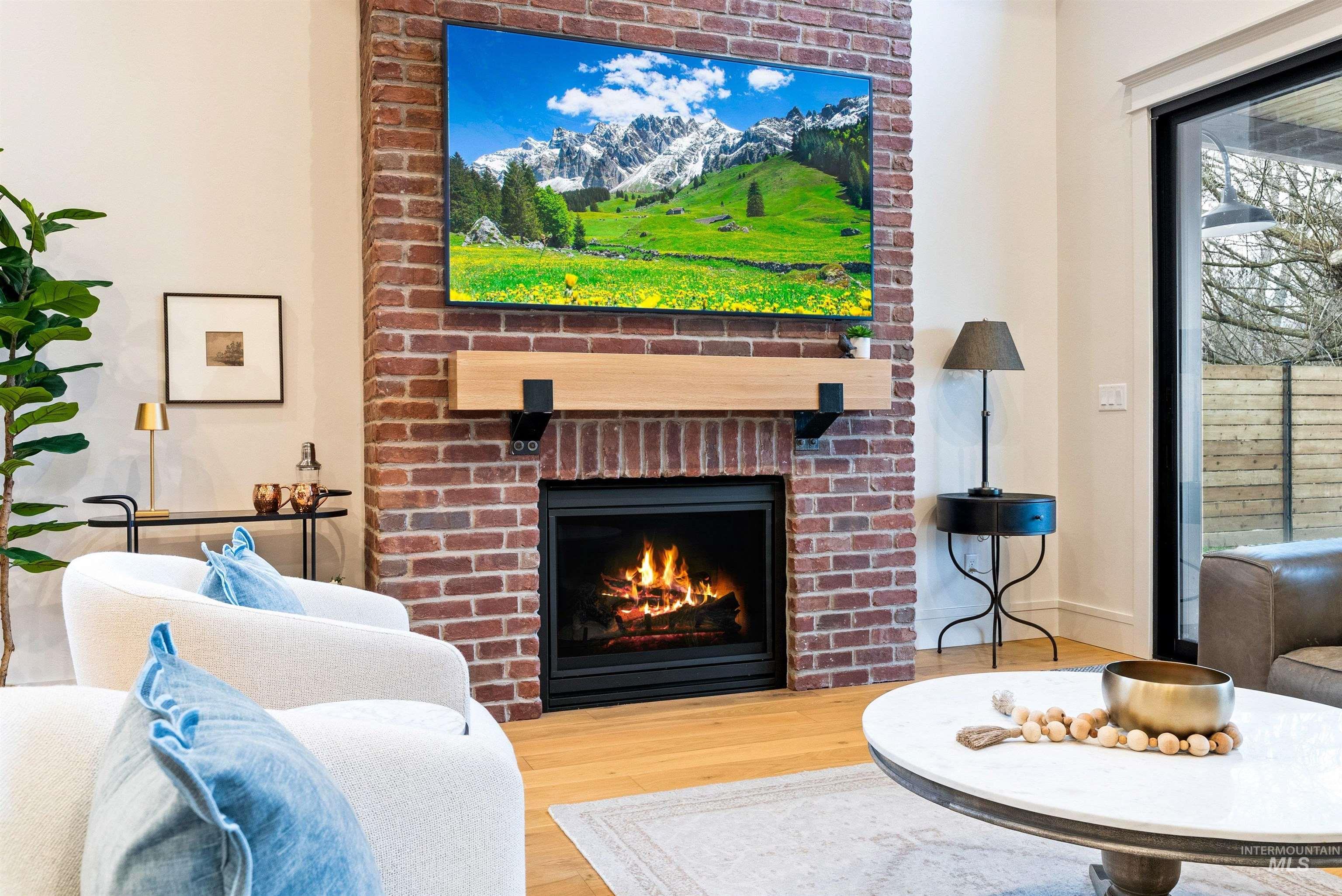 241 S Steel Farm Ave, Eagle, Idaho 83616-4561, 3 Bedrooms, 3 Bathrooms, Residential For Sale, Price $975,000,MLS 98974411