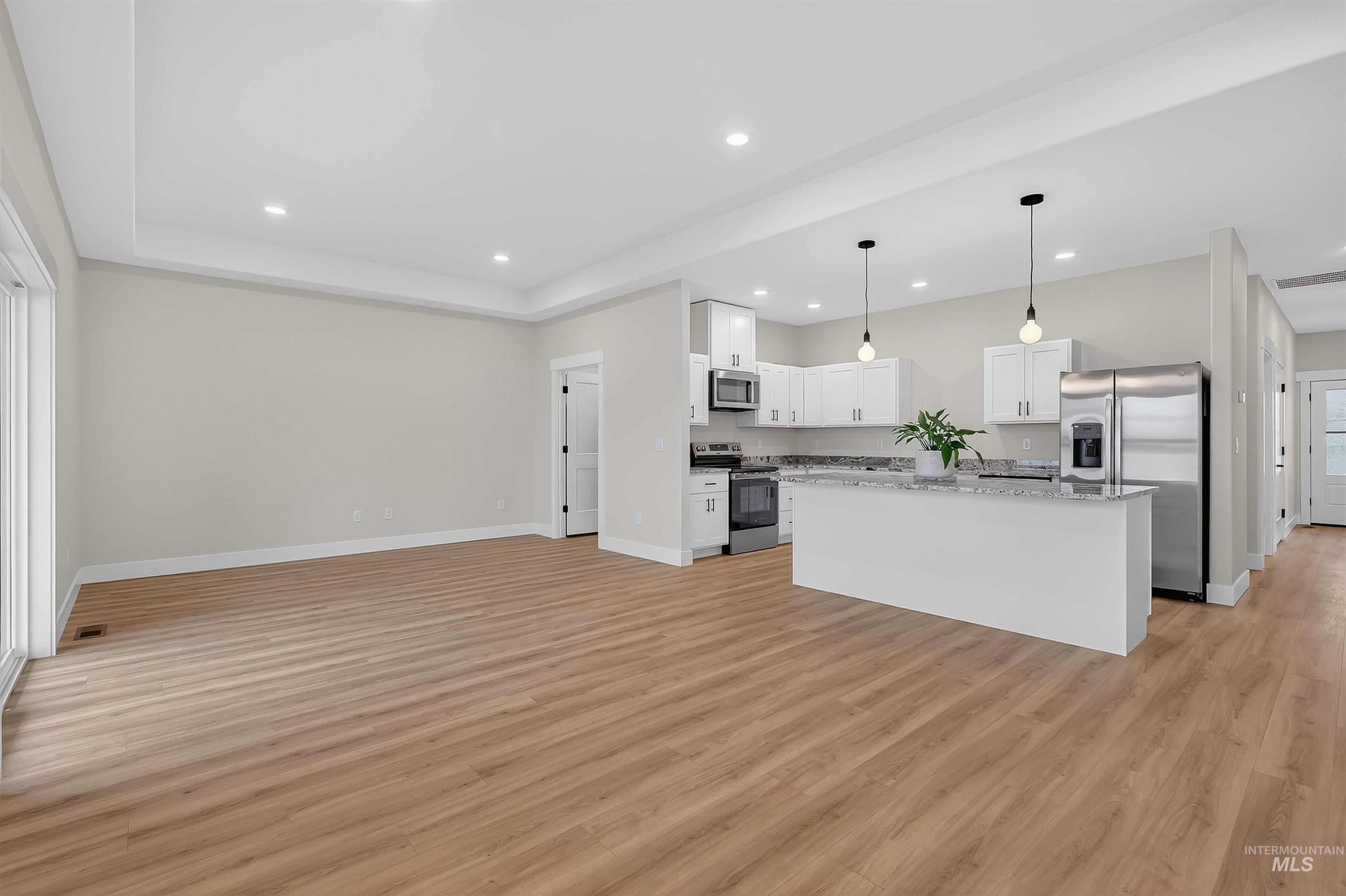 606 Warner Ave, Lewiston, Idaho 83501, 3 Bedrooms, 2 Bathrooms, Residential For Sale, Price $450,000, 98974412