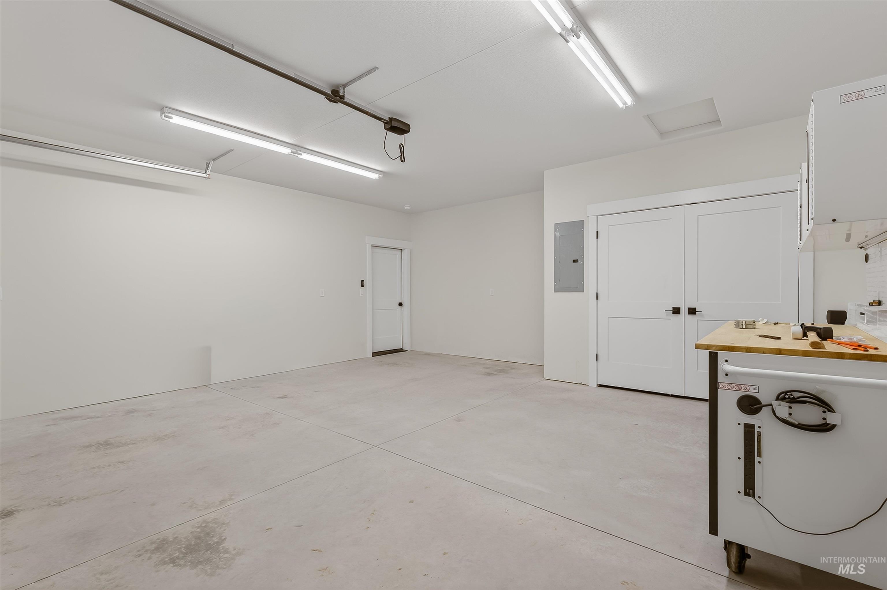 606 Warner Ave, Lewiston, Idaho 83501, 3 Bedrooms, 2 Bathrooms, Residential For Sale, Price $450,000, 98974412