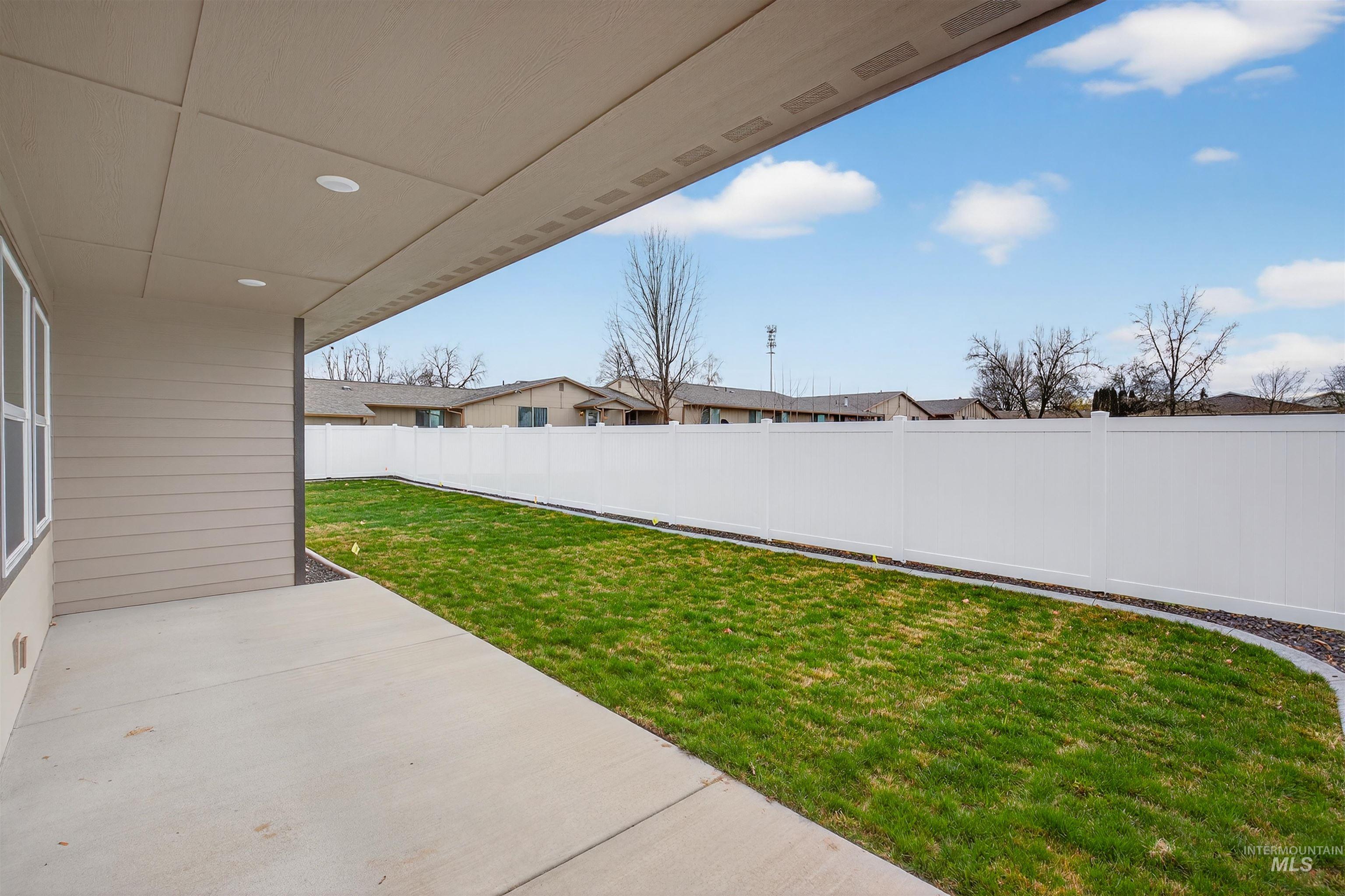 606 Warner Ave, Lewiston, Idaho 83501, 3 Bedrooms, 2 Bathrooms, Residential For Sale, Price $450,000, 98974412