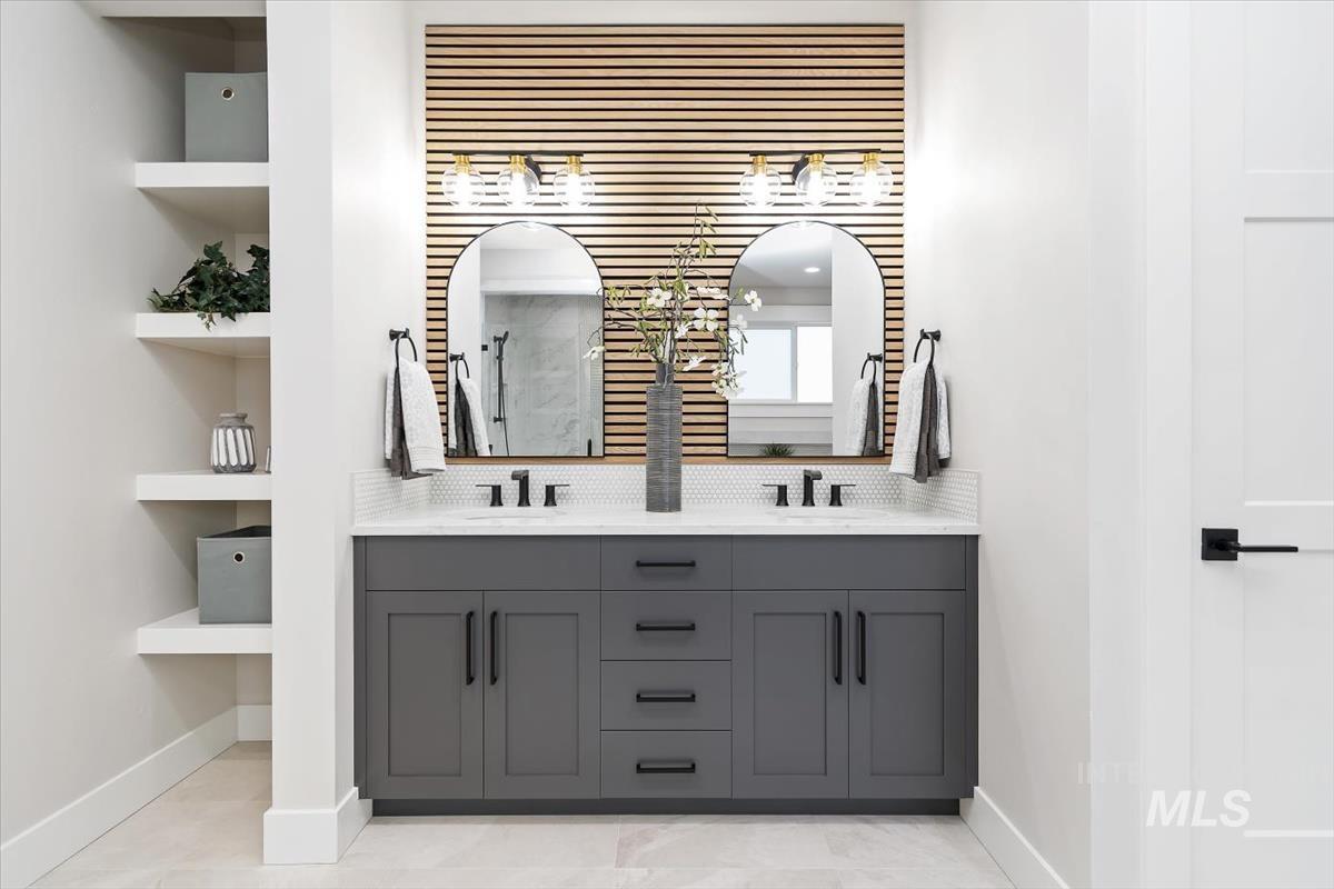 357 W. Flour Mill Ct., Middleton, Idaho 83644, 3 Bedrooms, 2.5 Bathrooms, Residential For Sale, Price $712,900,MLS 98974416