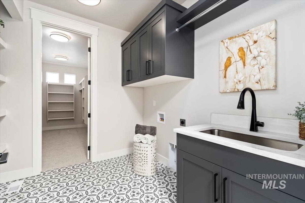 357 W. Flour Mill Ct., Middleton, Idaho 83644, 3 Bedrooms, 2.5 Bathrooms, Residential For Sale, Price $712,900,MLS 98974416