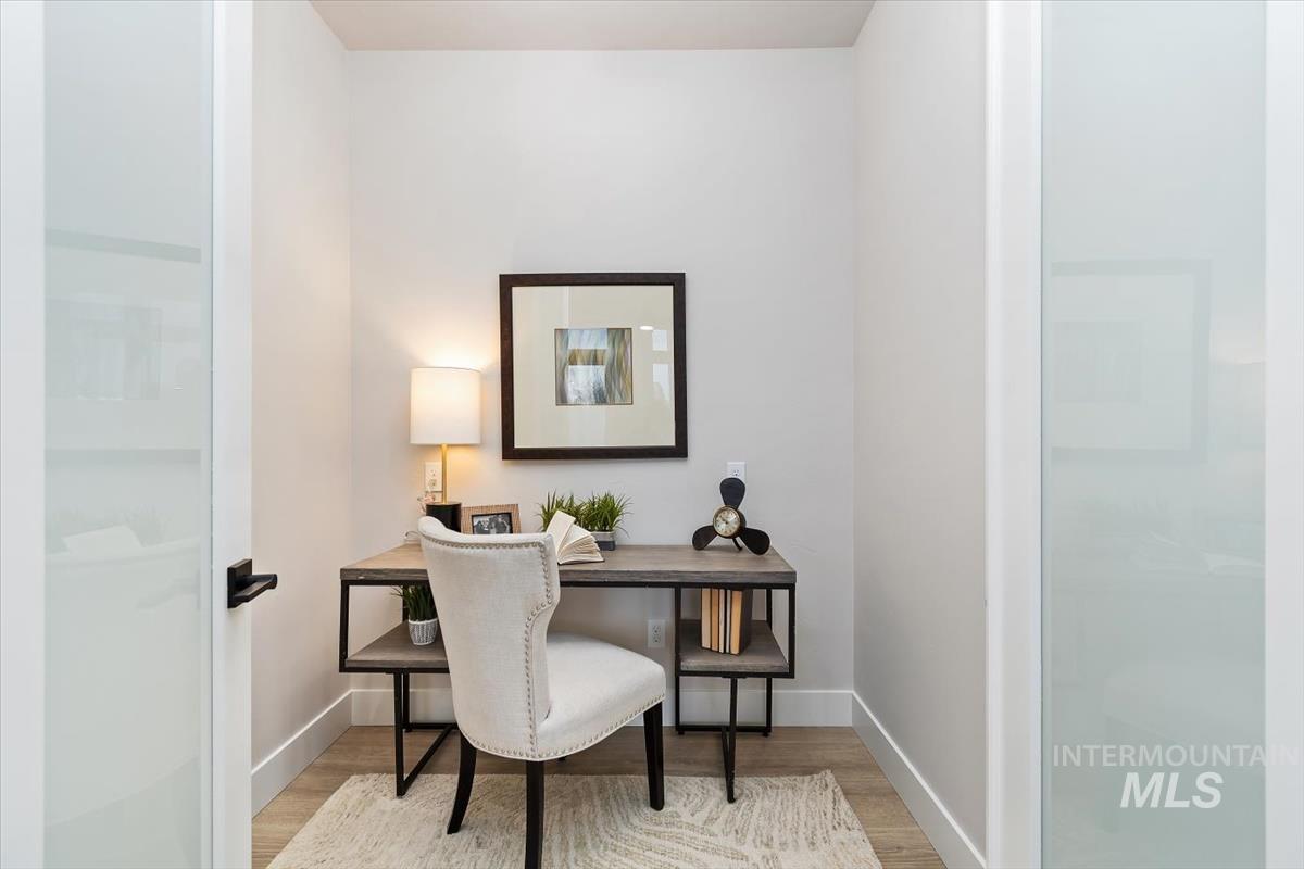 357 W. Flour Mill Ct., Middleton, Idaho 83644, 3 Bedrooms, 2.5 Bathrooms, Residential For Sale, Price $712,900,MLS 98974416