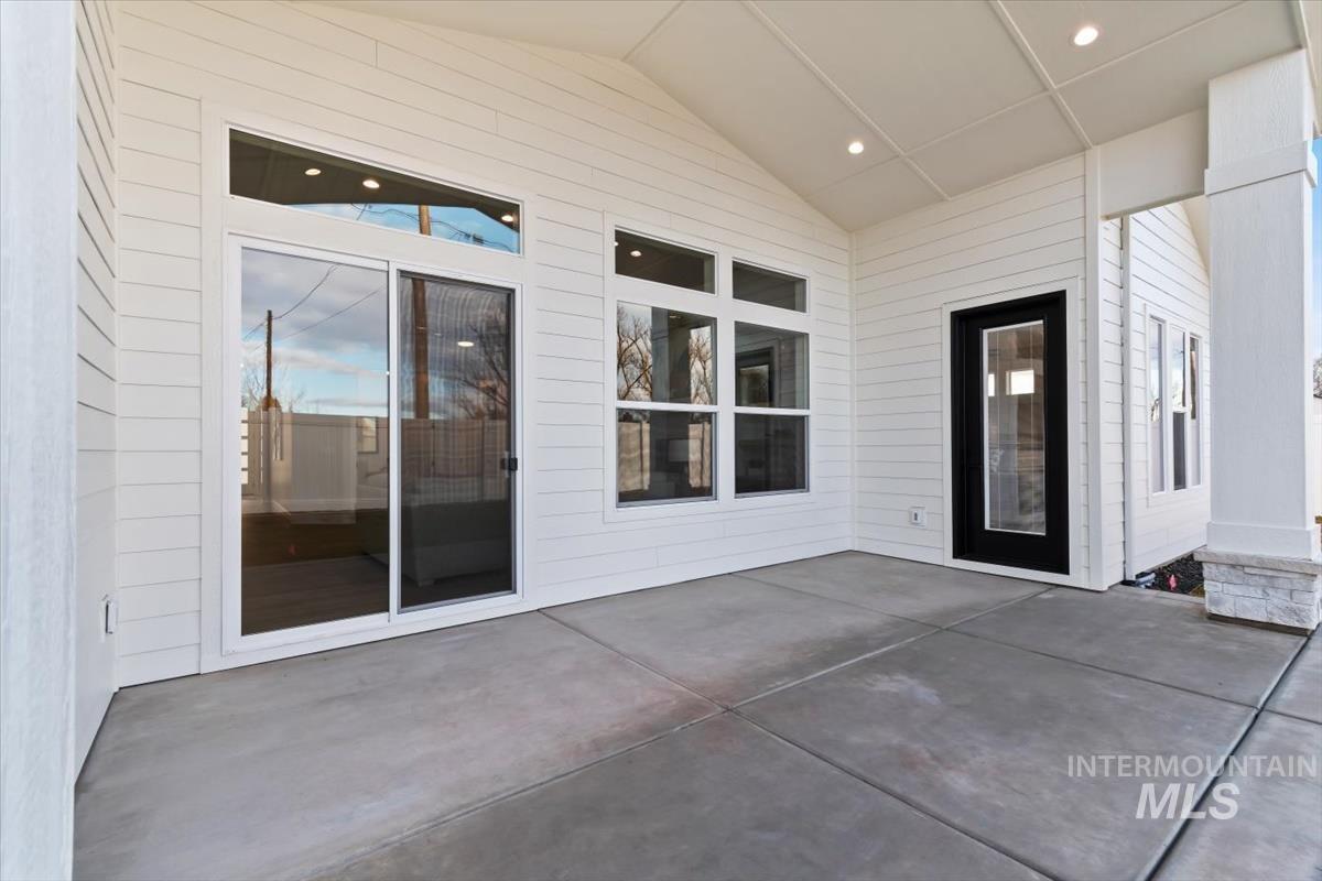 357 W. Flour Mill Ct., Middleton, Idaho 83644, 3 Bedrooms, 2.5 Bathrooms, Residential For Sale, Price $712,900,MLS 98974416