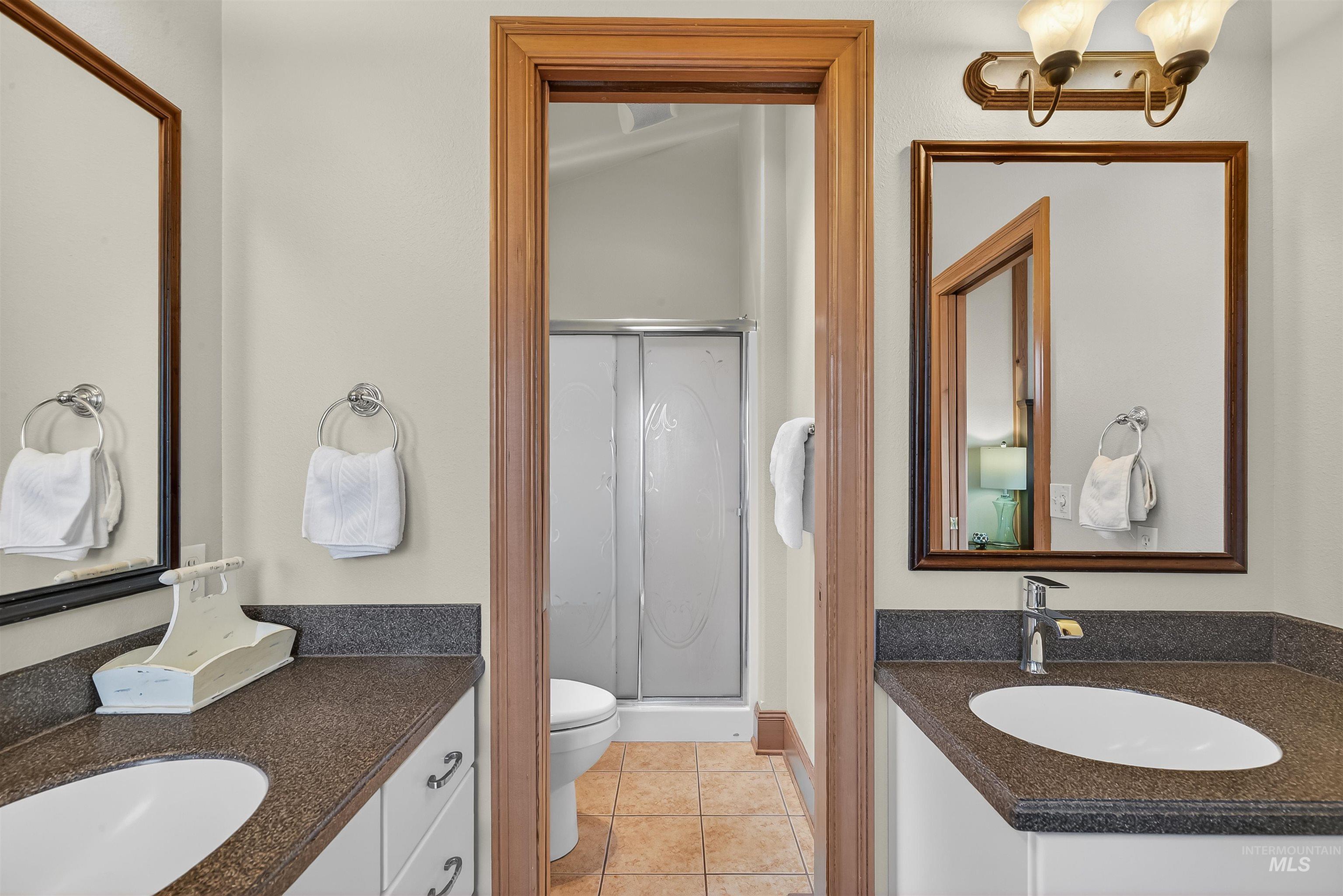 66 Appleford Court, Asotin, Washington 99402, 3 Bedrooms, 3 Bathrooms, Residential For Sale, Price $624,900,MLS 98974419