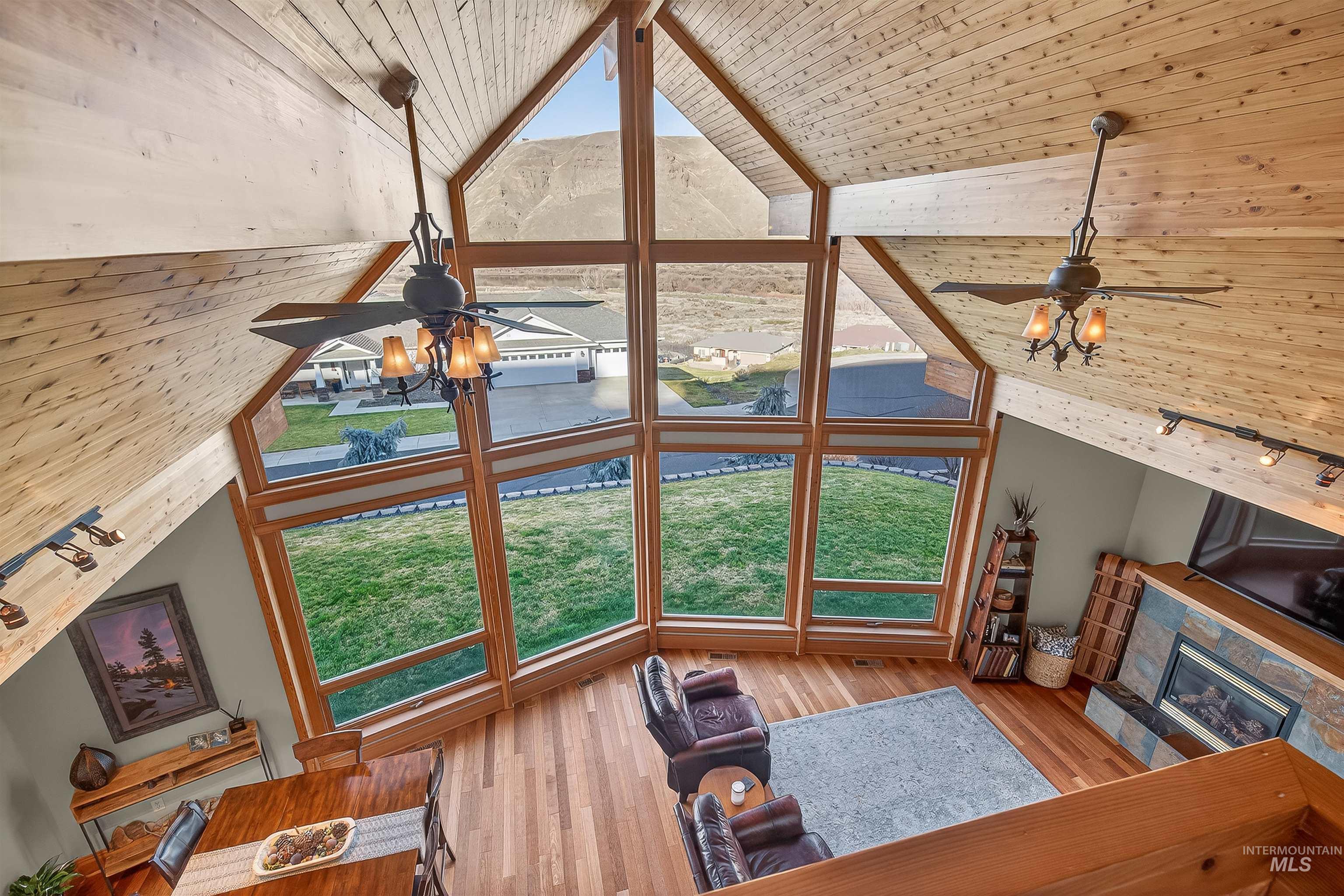 66 Appleford Court, Asotin, Washington 99402, 3 Bedrooms, 3 Bathrooms, Residential For Sale, Price $584,900,MLS 98974419