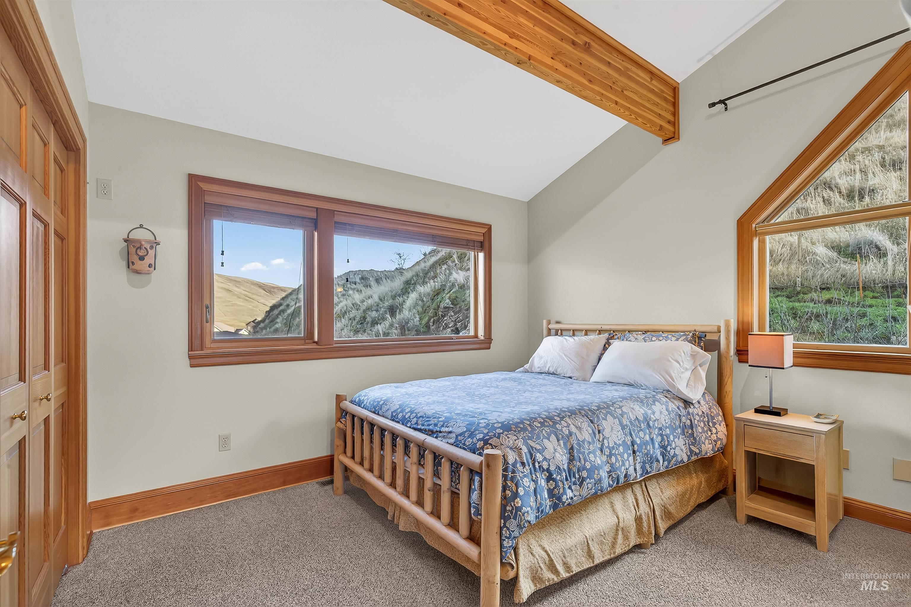 66 Appleford Court, Asotin, Washington 99402, 3 Bedrooms, 3 Bathrooms, Residential For Sale, Price $584,900,MLS 98974419