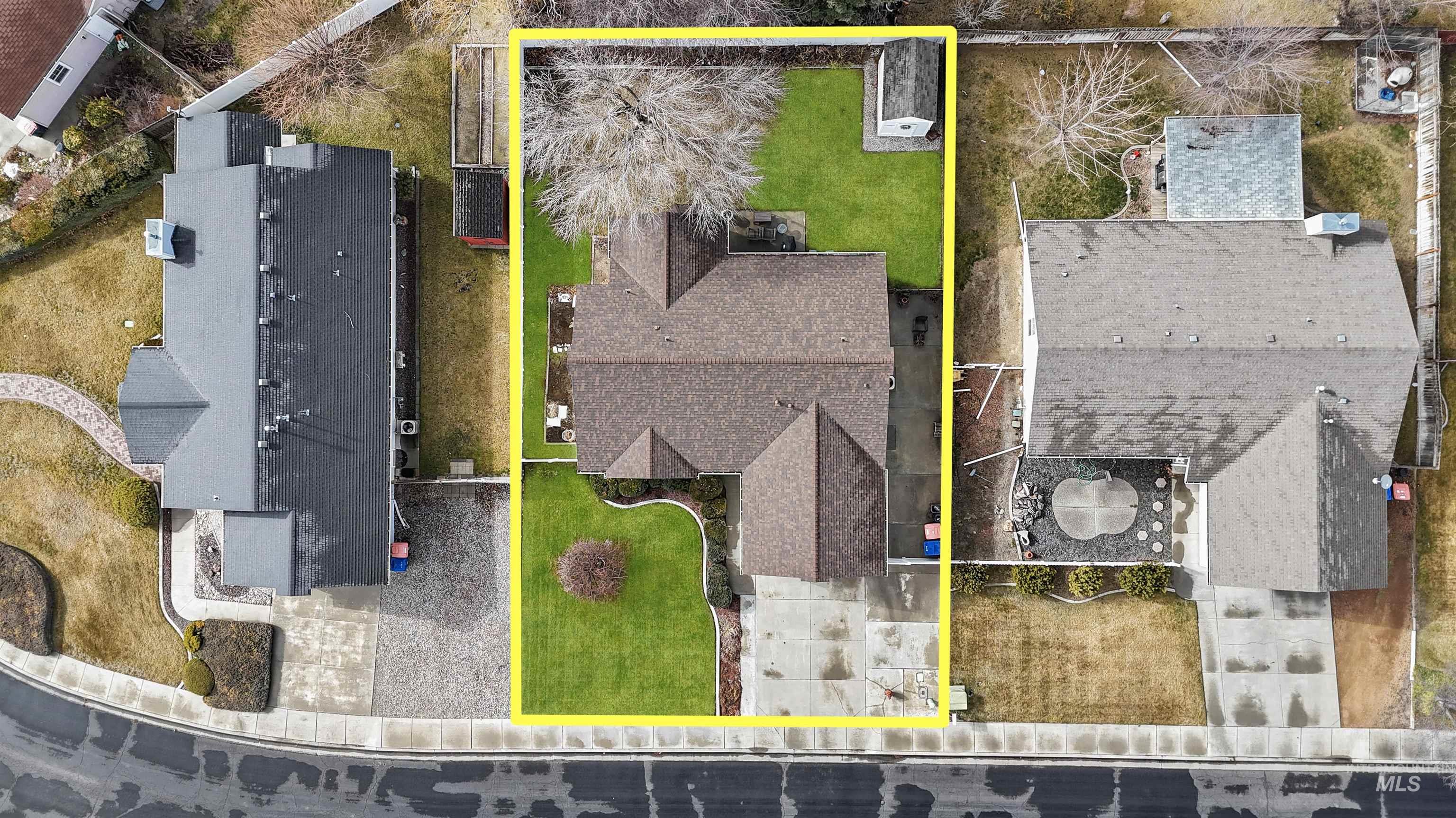 959 Cypress Way, Twin Falls, Idaho 83301-6777, 4 Bedrooms, 2 Bathrooms, Residential For Sale, Price $374,500, 98974420