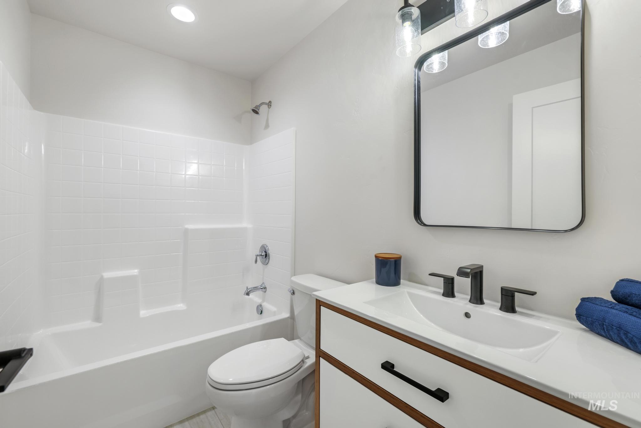 1508 Tverdy Ln, Buhl, Idaho 83316, 3 Bedrooms, 2 Bathrooms, Residential For Sale, Price $369,900,MLS 98974422