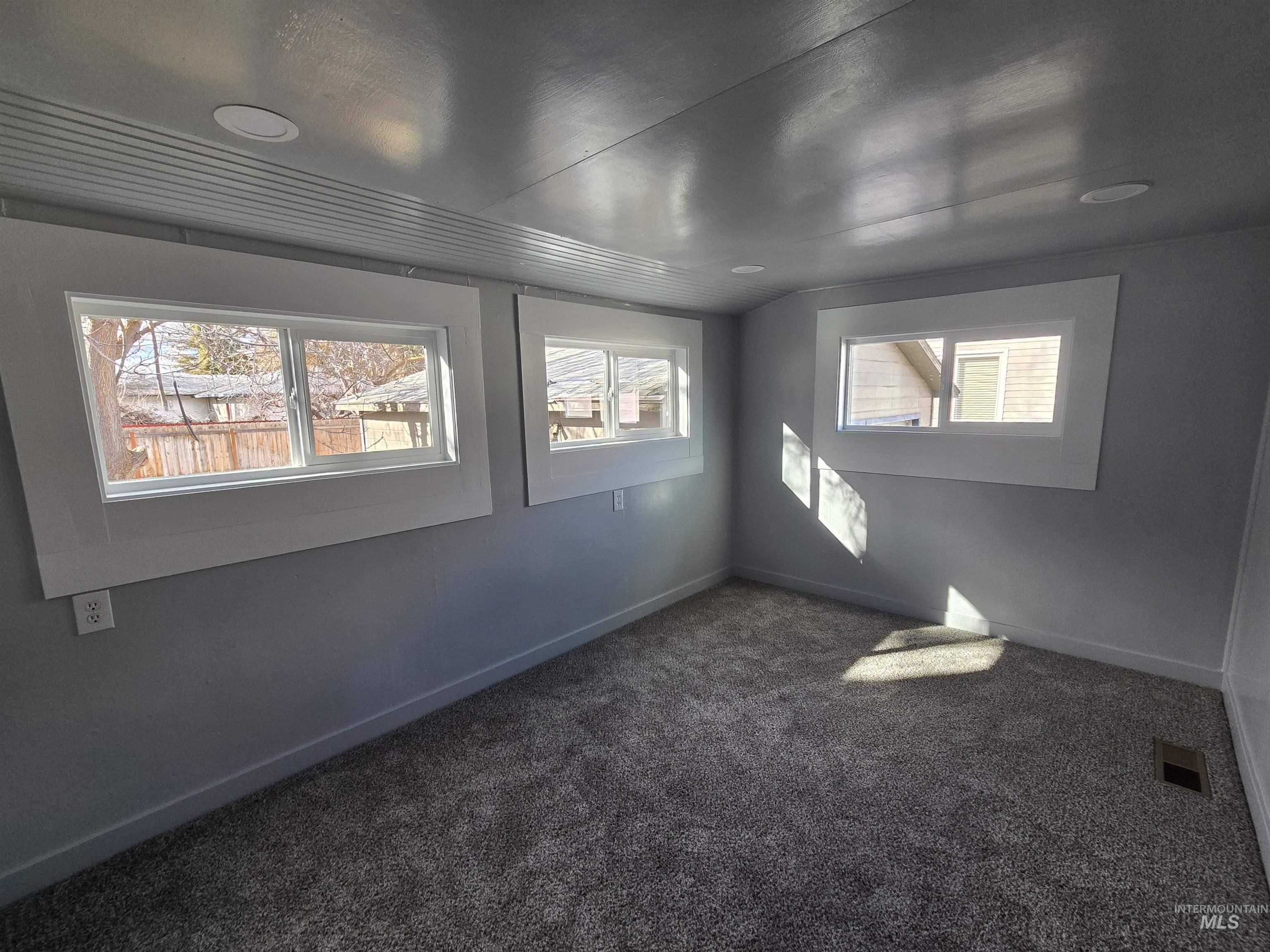 1073 W 5th, Weiser, Idaho 83672, 3 Bedrooms, 1 Bathroom, Residential For Sale, Price $340,000,MLS 98974423