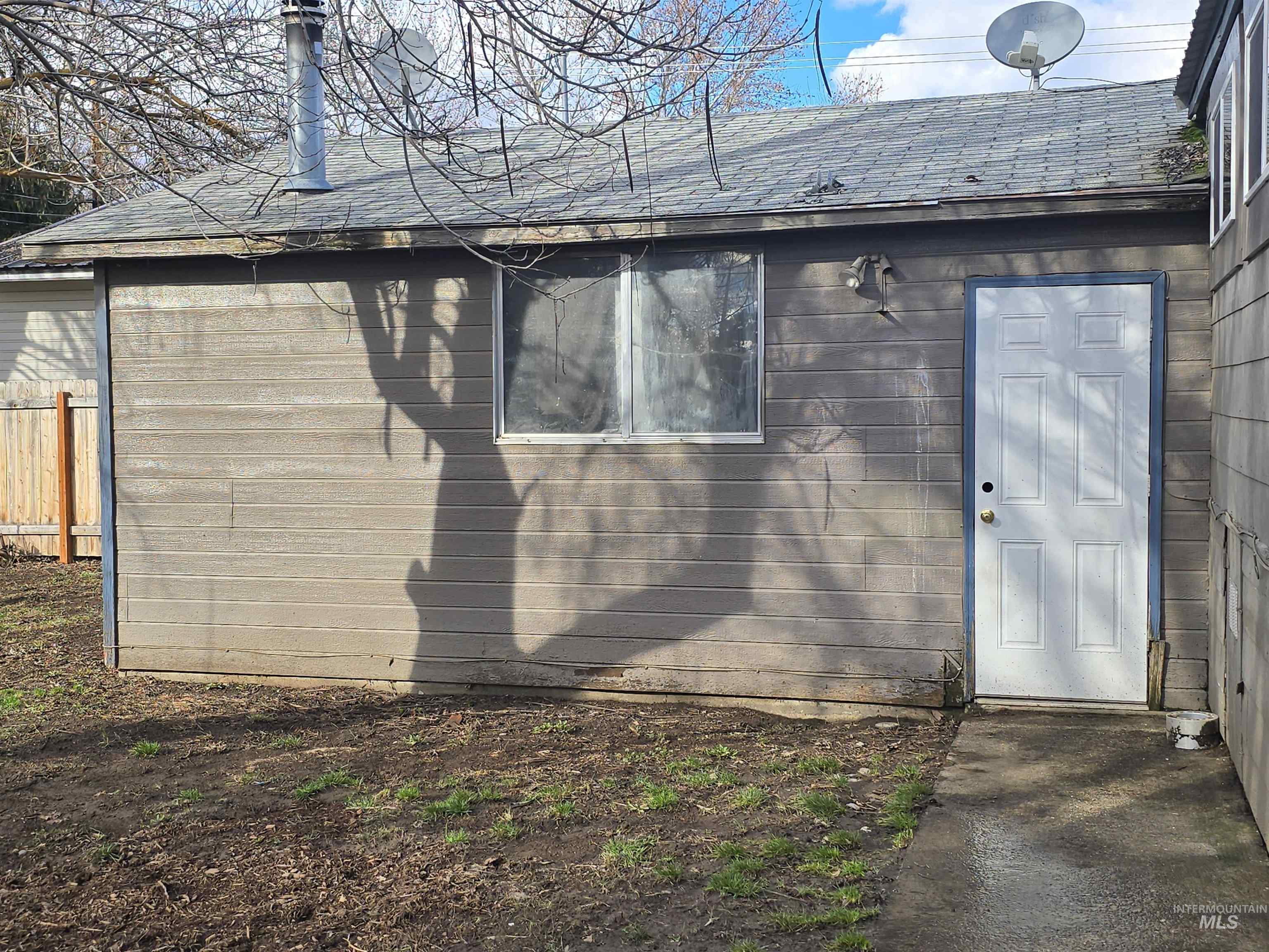 1073 W 5th, Weiser, Idaho 83672, 3 Bedrooms, 1 Bathroom, Residential For Sale, Price $340,000,MLS 98974423