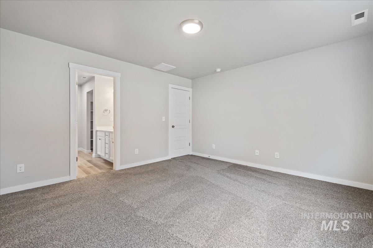 3079 S Green Forest Way, Boise, Idaho 83709-3771, 3 Bedrooms, 2 Bathrooms, Residential For Sale, Price $449,990,MLS 98974429