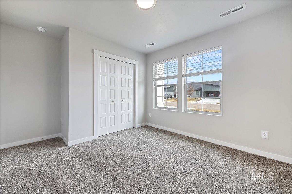 3079 S Green Forest Way, Boise, Idaho 83709-3771, 3 Bedrooms, 2 Bathrooms, Residential For Sale, Price $449,990,MLS 98974429