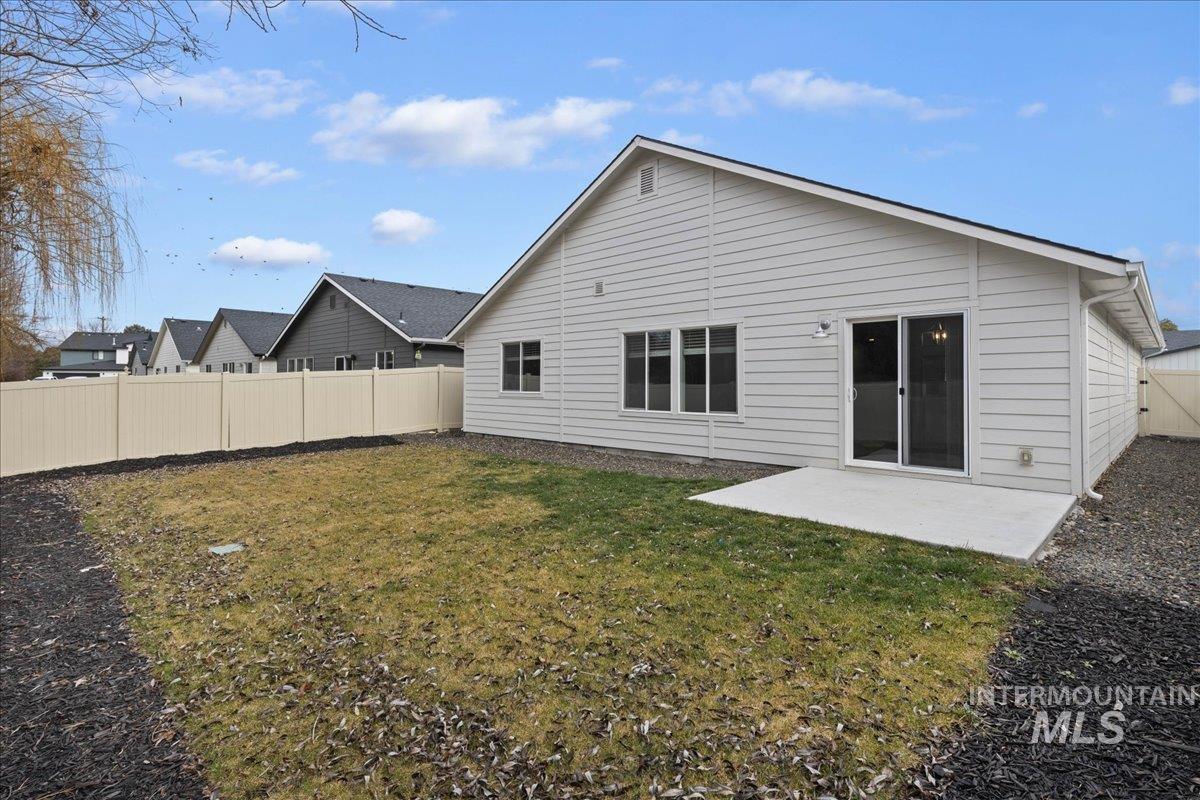 3079 S Green Forest Way, Boise, Idaho 83709-3771, 3 Bedrooms, 2 Bathrooms, Residential For Sale, Price $449,990,MLS 98974429