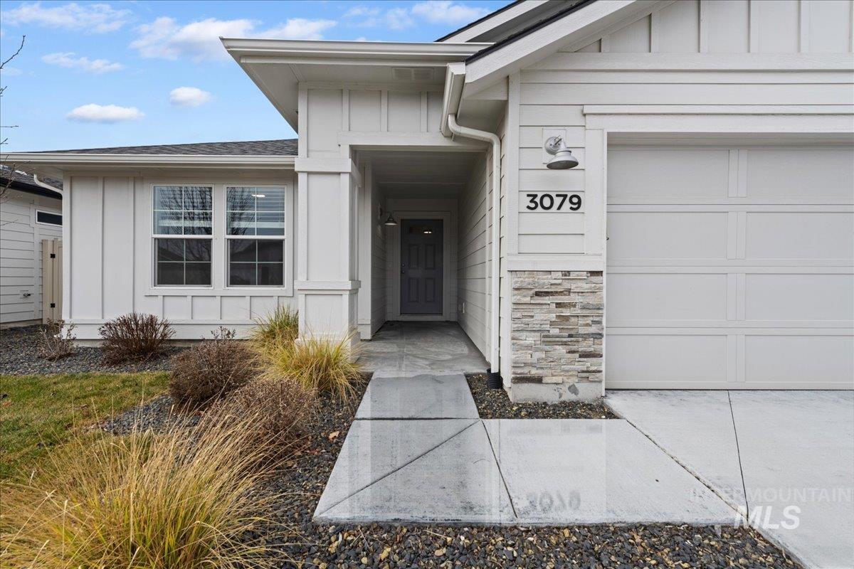 3079 S Green Forest Way, Boise, Idaho 83709-3771, 3 Bedrooms, 2 Bathrooms, Residential For Sale, Price $449,990,MLS 98974429