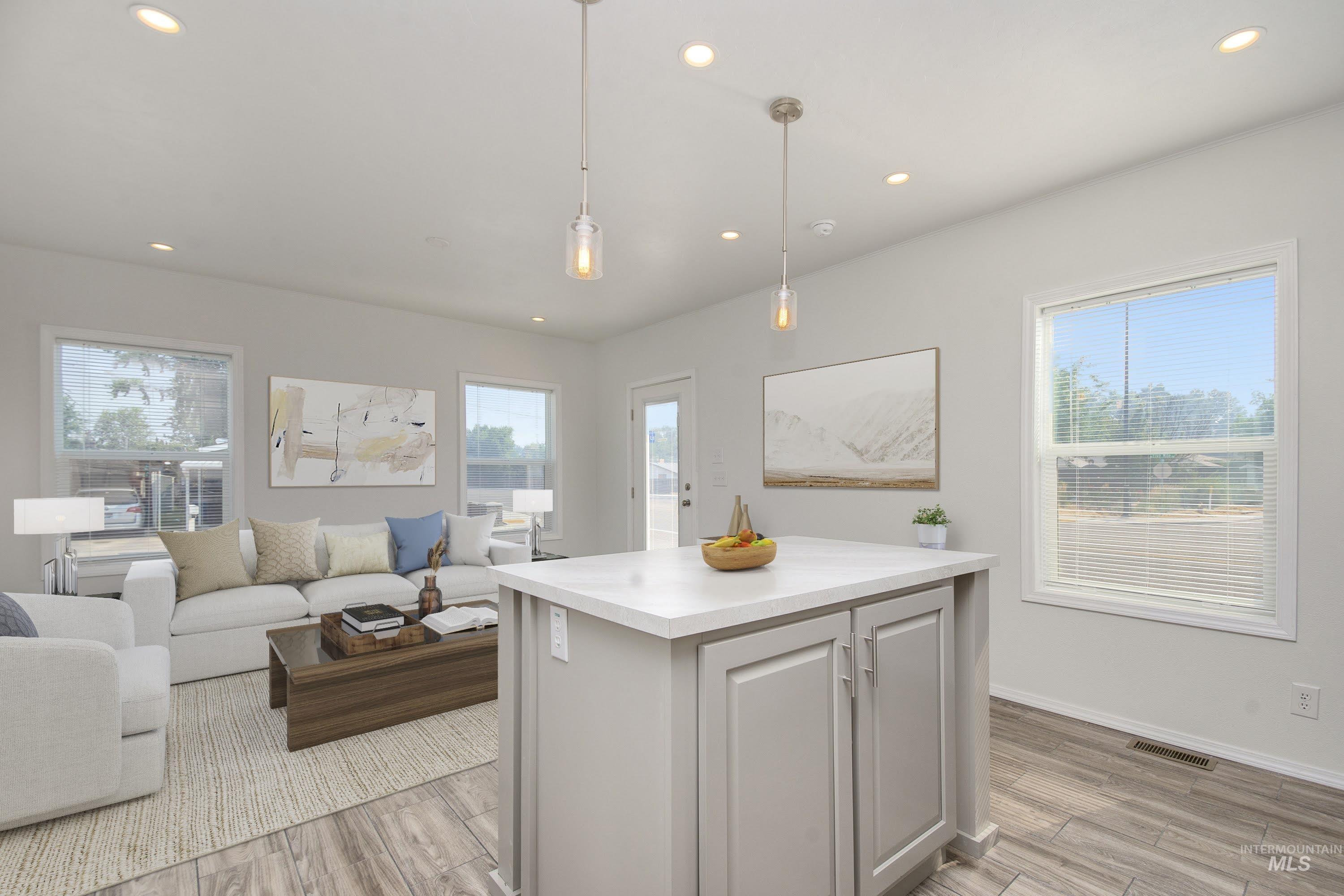 10701 W Ardyce Ln, #29, Boise, Idaho 83713, 2 Bedrooms, 2 Bathrooms, Residential For Sale, Price $115,000,MLS 98974431