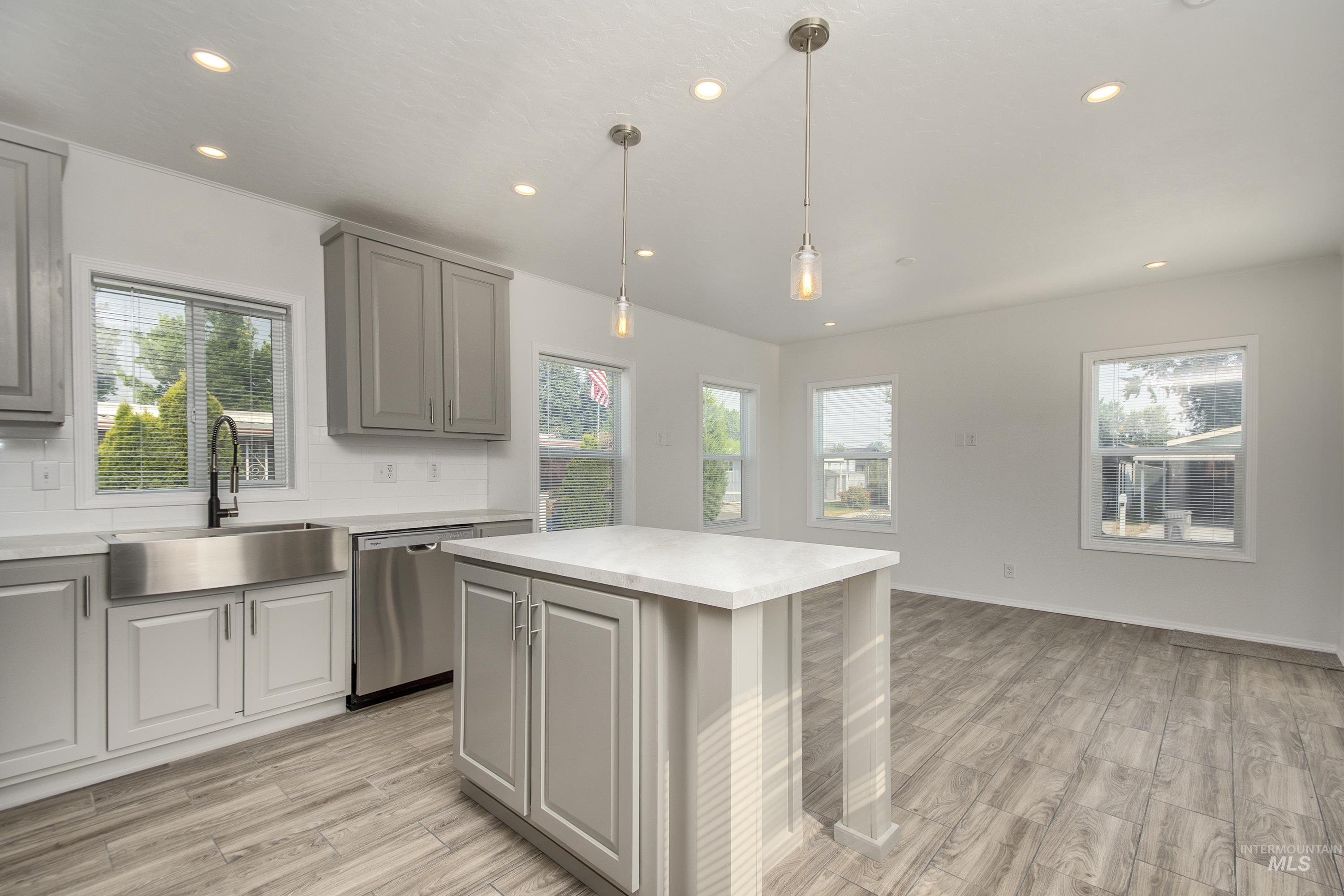 10701 W Ardyce Ln, #29, Boise, Idaho 83713, 2 Bedrooms, 2 Bathrooms, Residential For Sale, Price $115,000,MLS 98974431