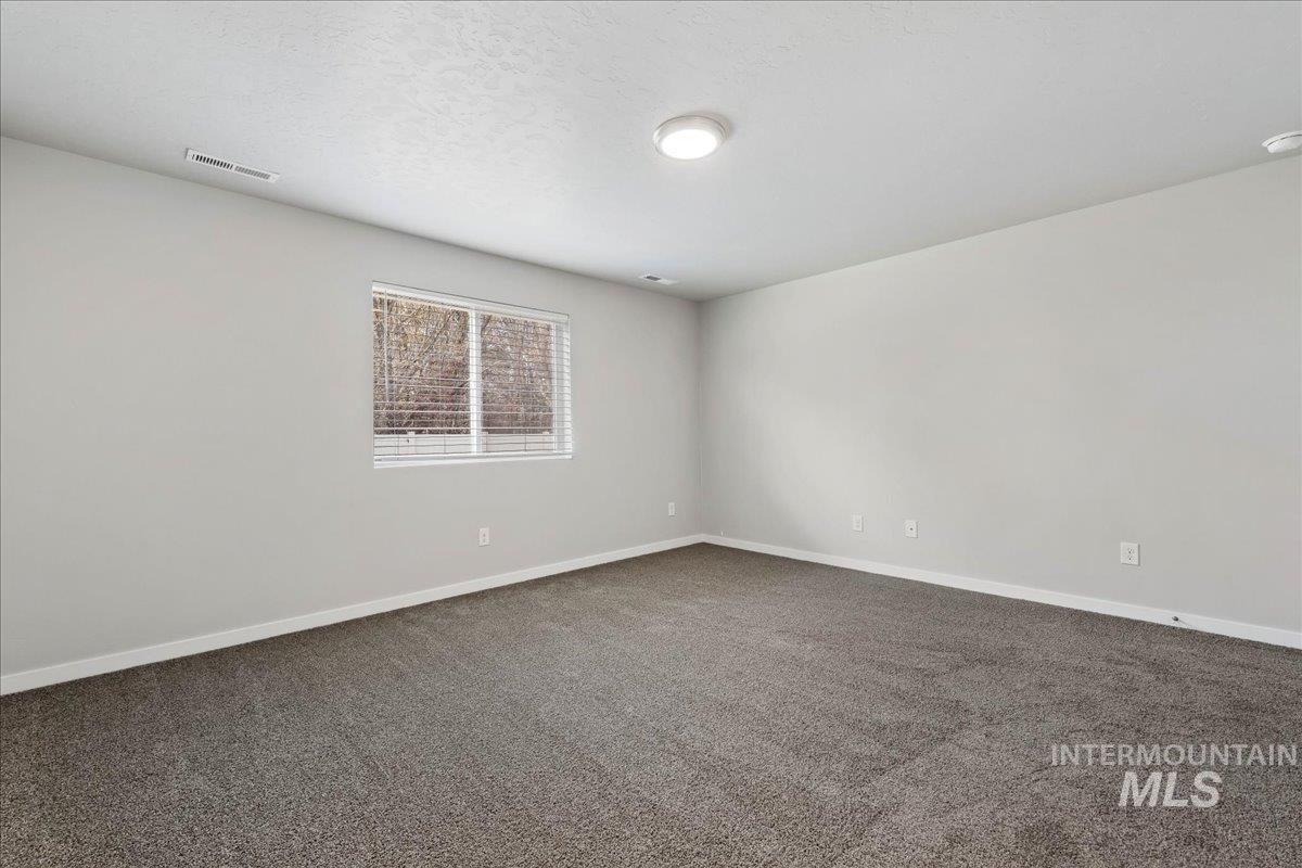 3085 S Green Forest Way, Boise, Idaho 83709-3771, 4 Bedrooms, 2 Bathrooms, Residential For Sale, Price $454,990,MLS 98974432