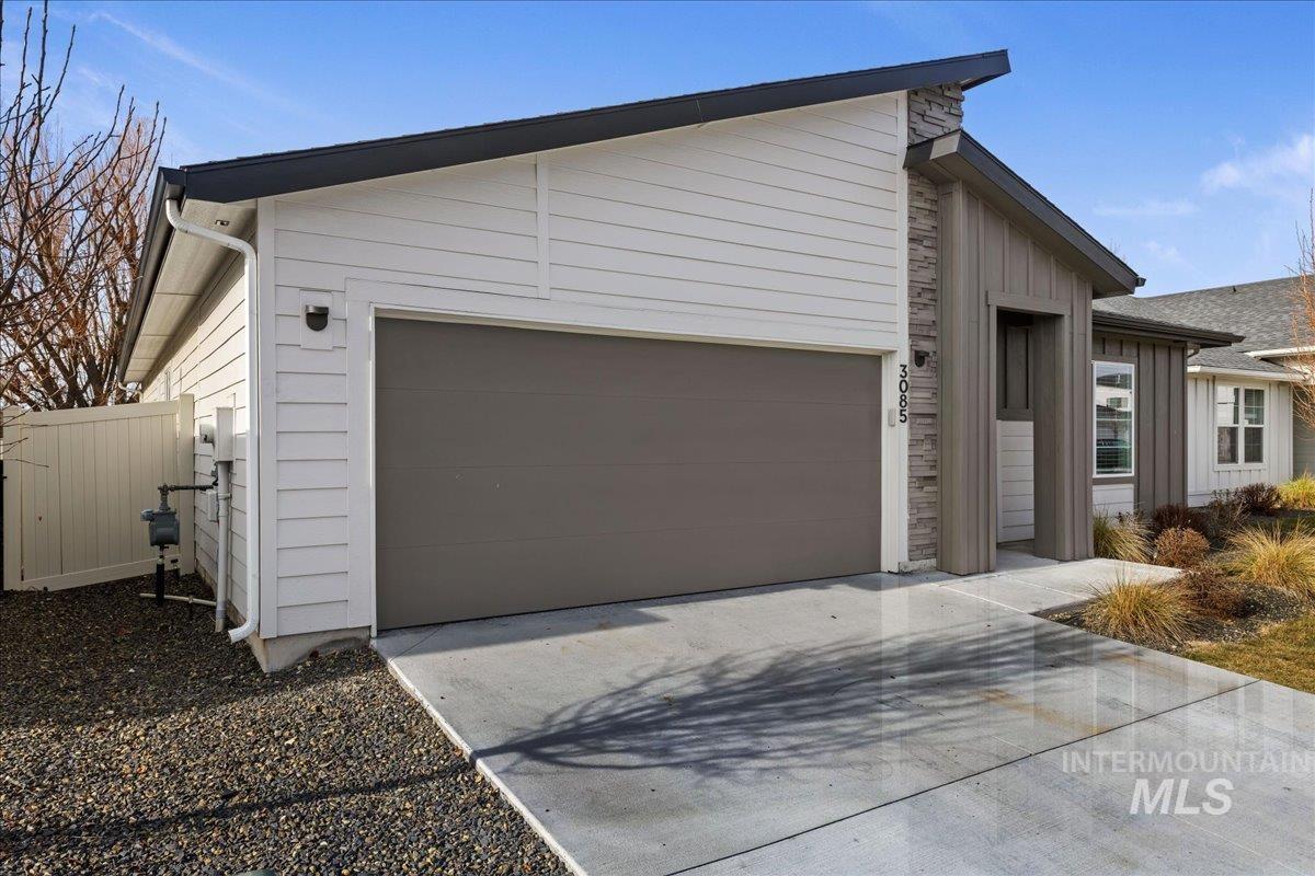 3085 S Green Forest Way, Boise, Idaho 83709-3771, 4 Bedrooms, 2 Bathrooms, Residential For Sale, Price $454,990,MLS 98974432