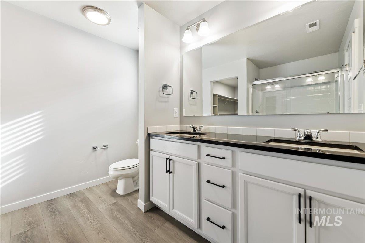 3085 S Green Forest Way, Boise, Idaho 83709-3771, 4 Bedrooms, 2 Bathrooms, Residential For Sale, Price $454,990,MLS 98974432