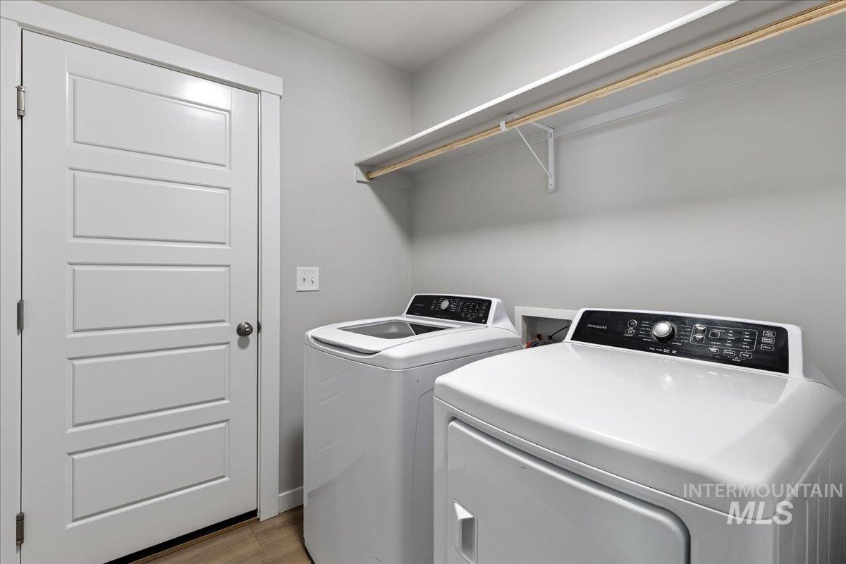 3085 S Green Forest Way, Boise, Idaho 83709-3771, 4 Bedrooms, 2 Bathrooms, Residential For Sale, Price $454,990,MLS 98974432