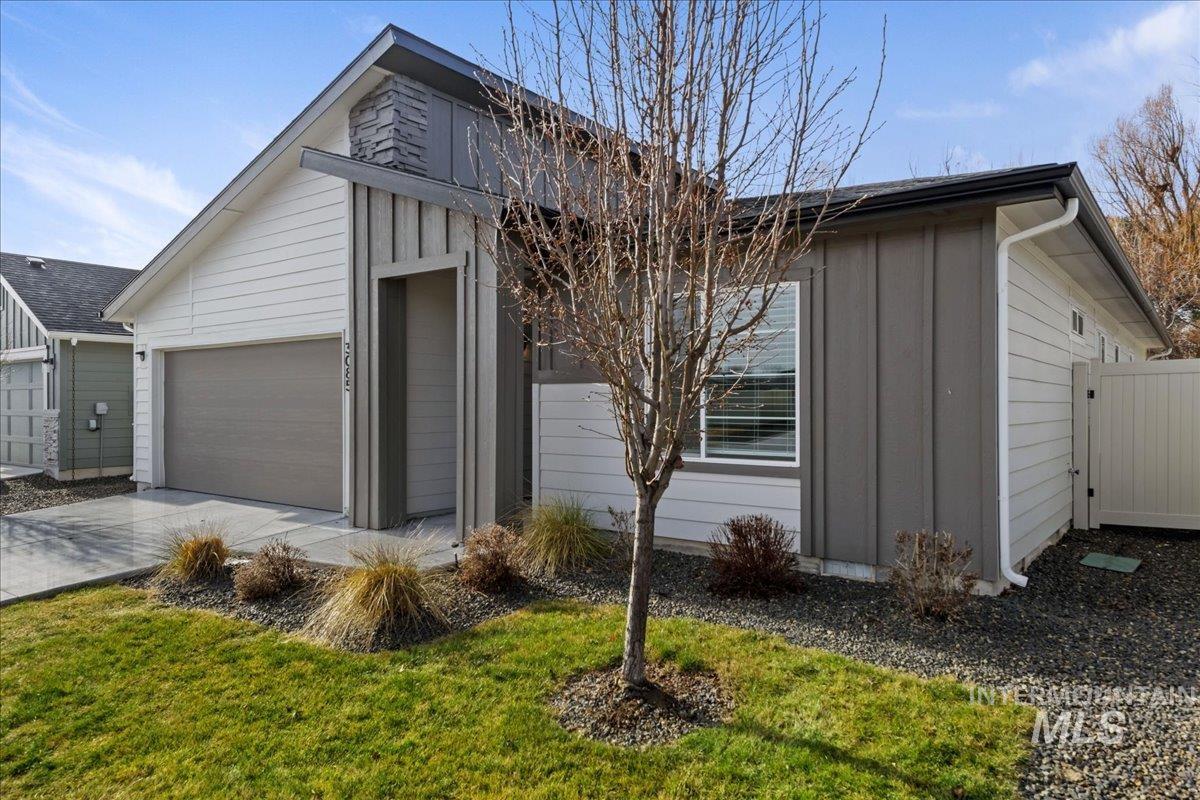3085 S Green Forest Way, Boise, Idaho 83709-3771, 4 Bedrooms, 2 Bathrooms, Residential For Sale, Price $454,990,MLS 98974432