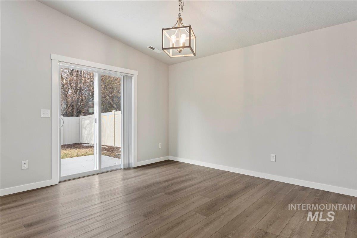 3085 S Green Forest Way, Boise, Idaho 83709-3771, 4 Bedrooms, 2 Bathrooms, Residential For Sale, Price $454,990,MLS 98974432